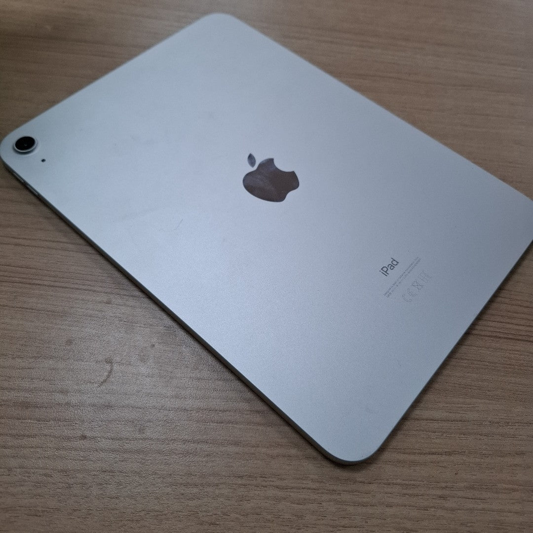 TABLETA APPLE IPAD 10 A2696 64 GB 4 GB RAM (SEMINUEVO)