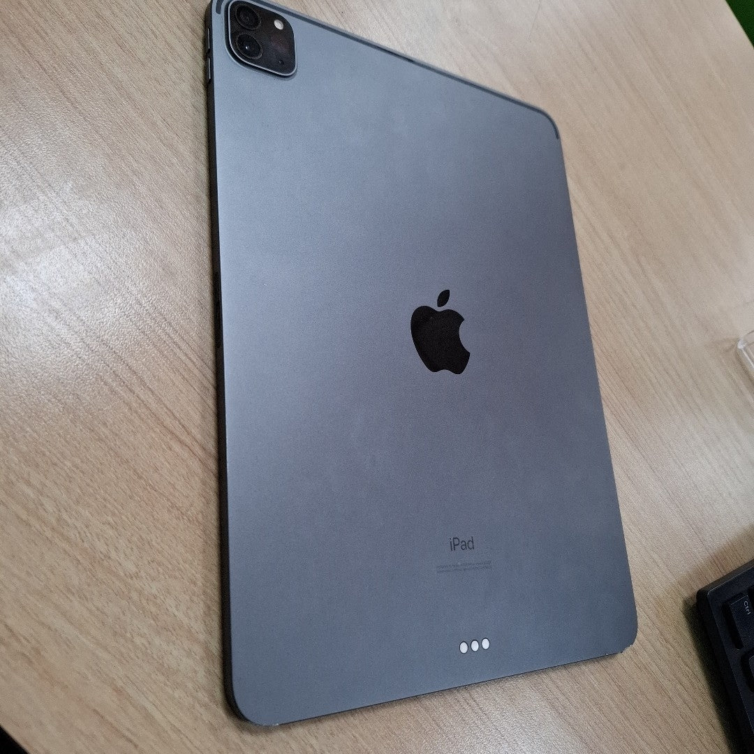 TABLETA APPLE IPAD PRO 2 11" A2228 256 GB 6 GB RAM (SEMINUEVO)