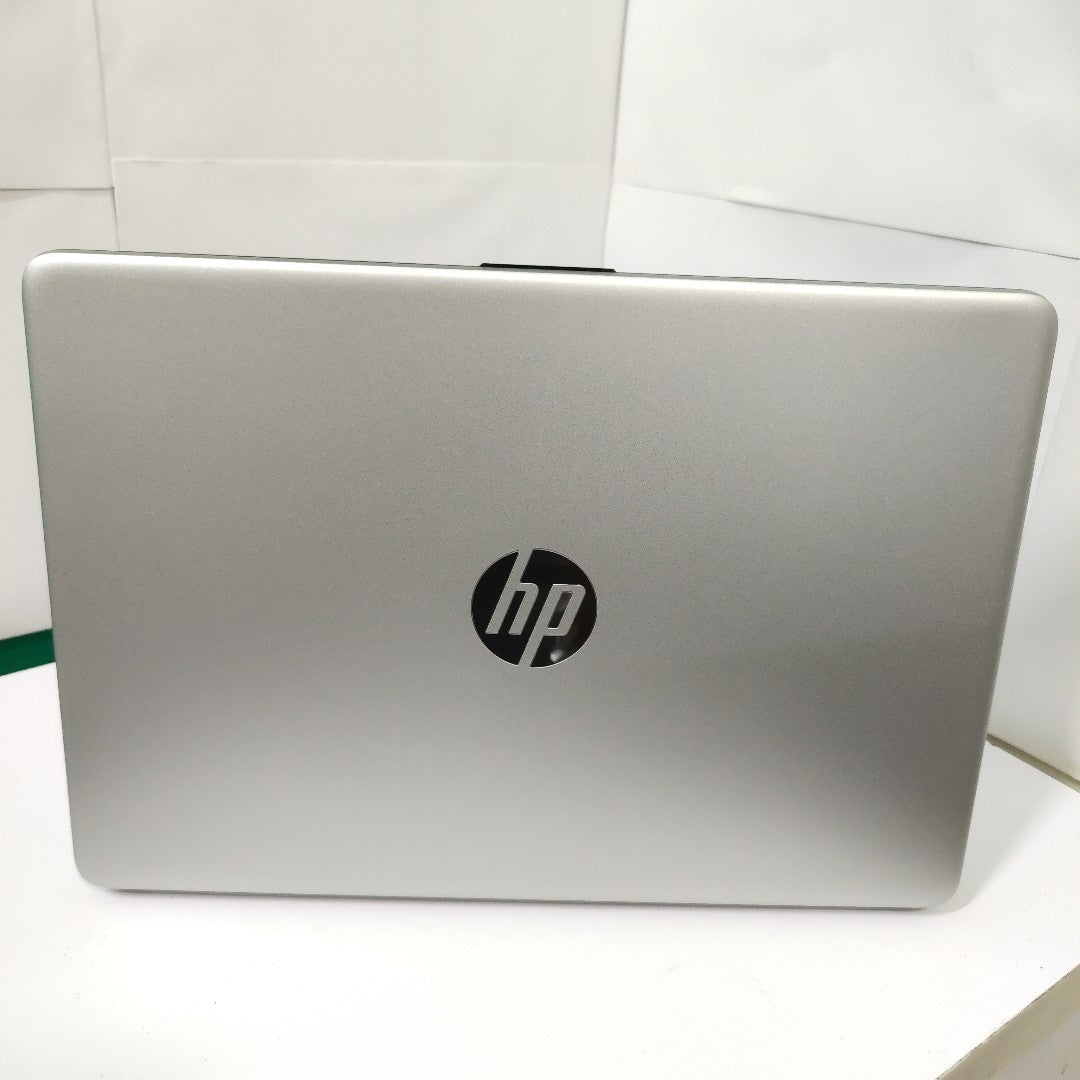 LAPTOP HP 14-DQ0530LA(2024) 256 GB SSD 8 GB RAM (SEMINUEVO)