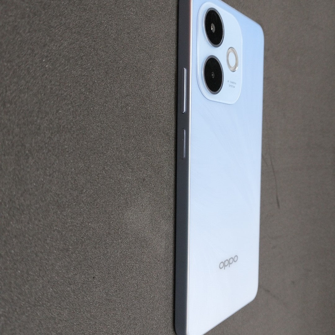 CELULAR OPPO  A5 PRO CPH2711 (2025) 256 GB 8 GB RAM