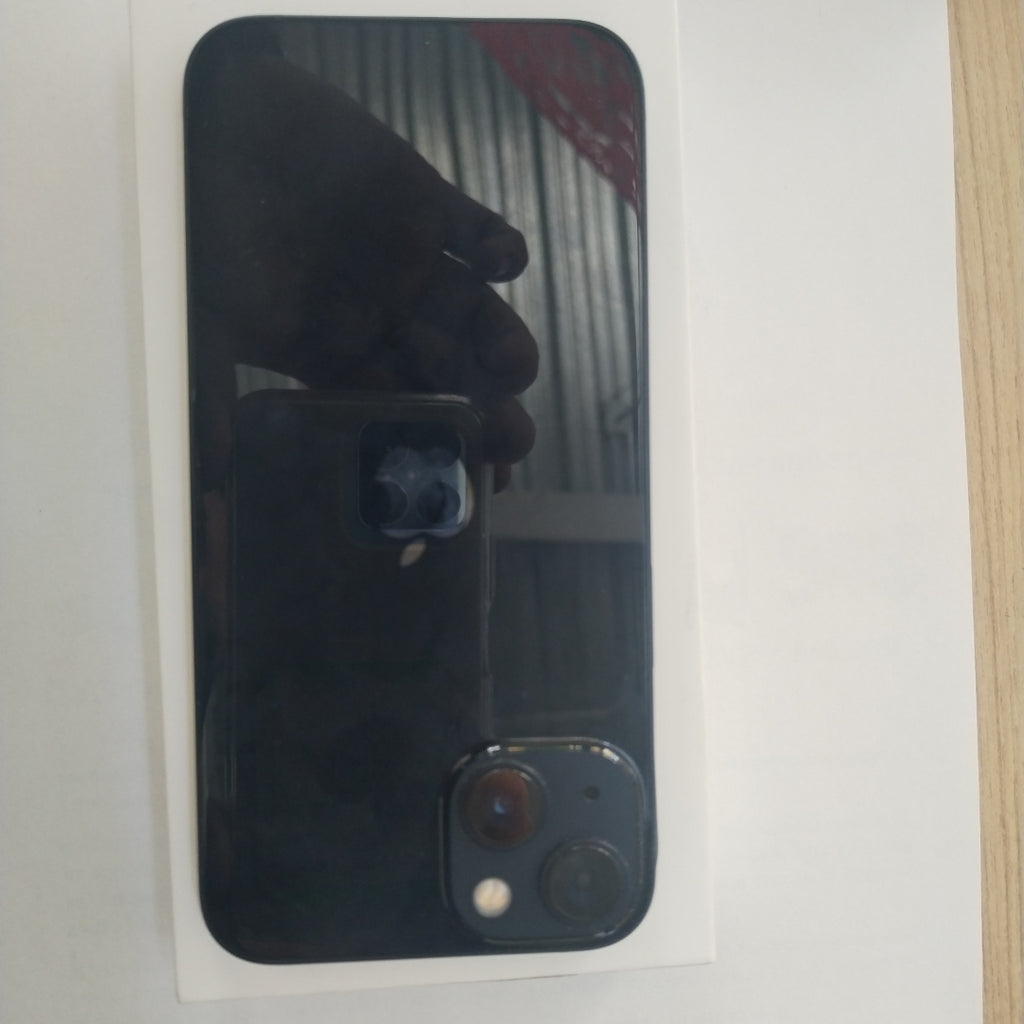 CELULAR APPLE IPHONE 13 A2631 128 GB 4 GB RAM (SEMINUEVO)