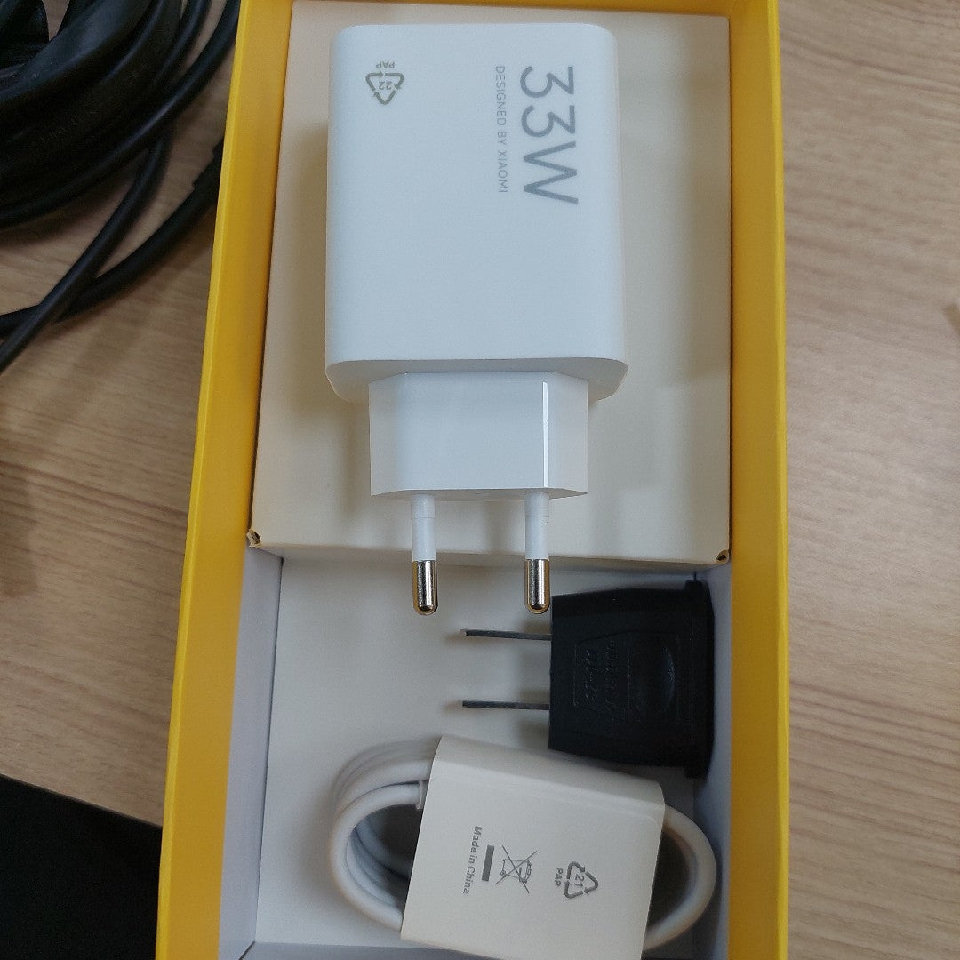 CELULAR XIAOMI POCO C75 2410FPCC5G (2024) 256 GB 8 GB RAM (SEMINUEVO)
