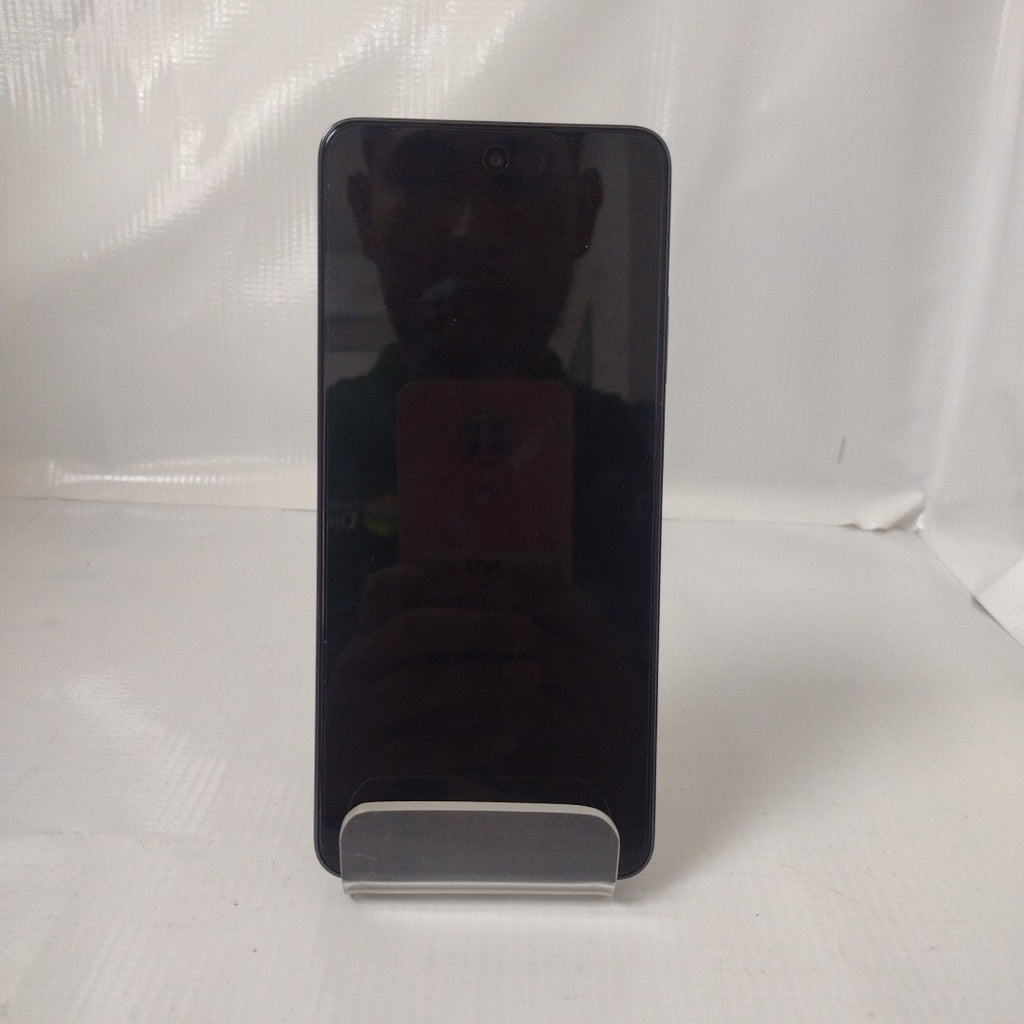 CELULAR OPPO  A80 5G CPH2639 (2024) 256 GB 8 GB RAM (SEMINUEVO)