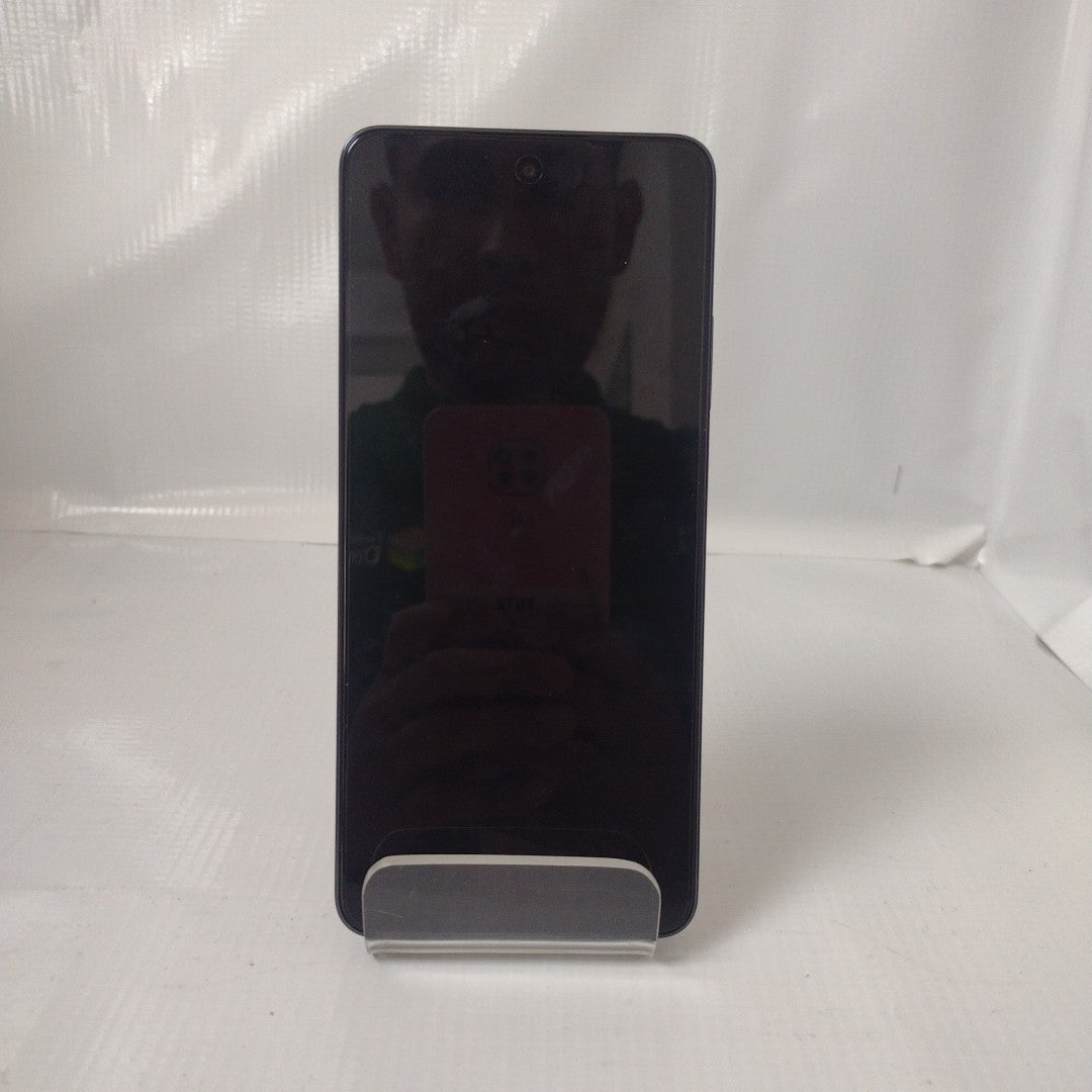 CELULAR OPPO  A80 5G CPH2639 (2024) 256 GB 8 GB RAM (SEMINUEVO)