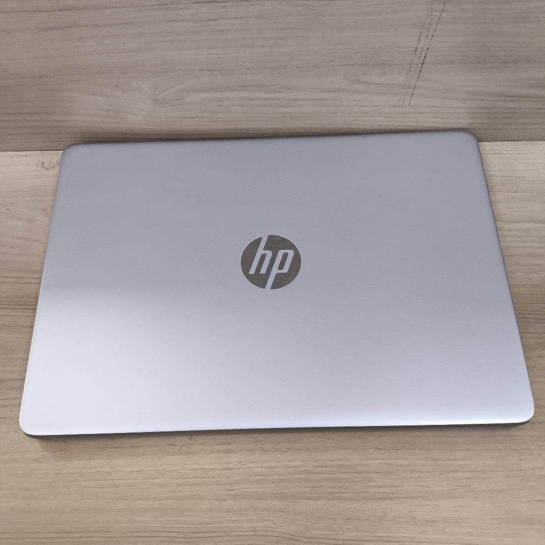 LAPTOP HP 14-DQ0505LA (2023) 256 GB SSD 8 GB RAM (SEMINUEVO)