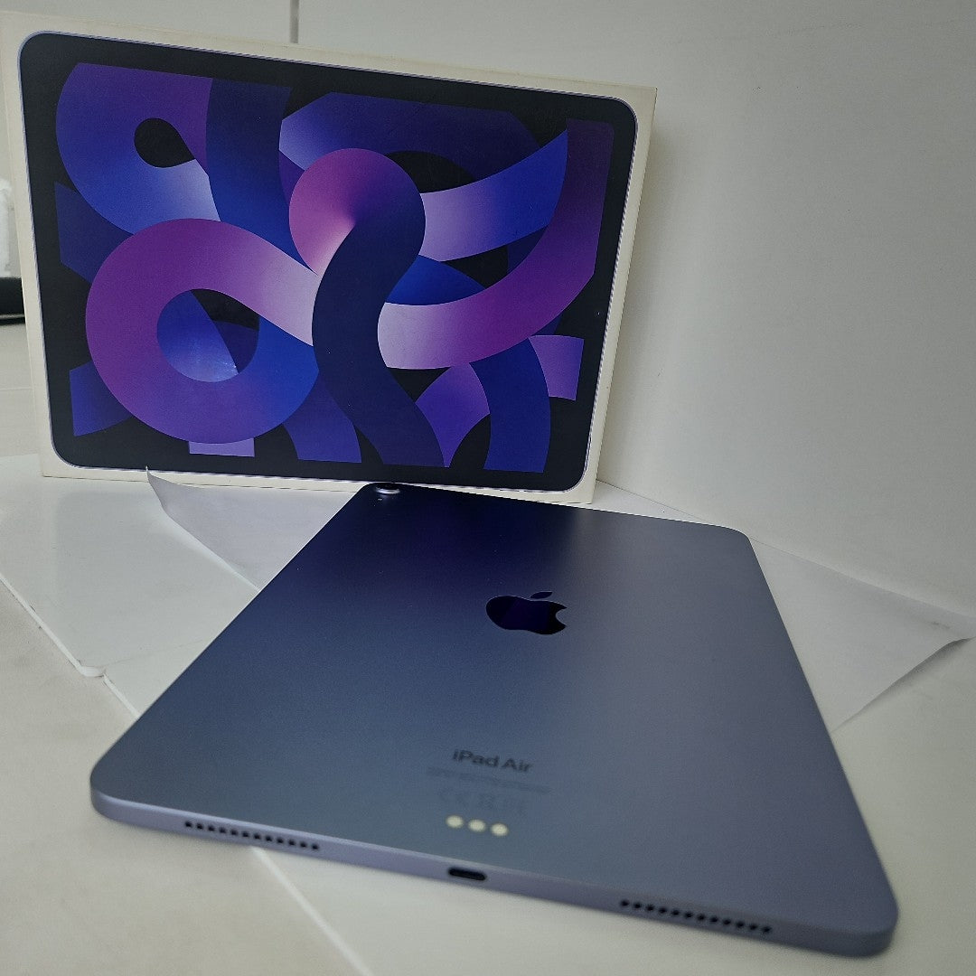 TABLETA APPLE IPAD AIR 5 A2588 64 GB 8 GB RAM (SEMINUEVO)