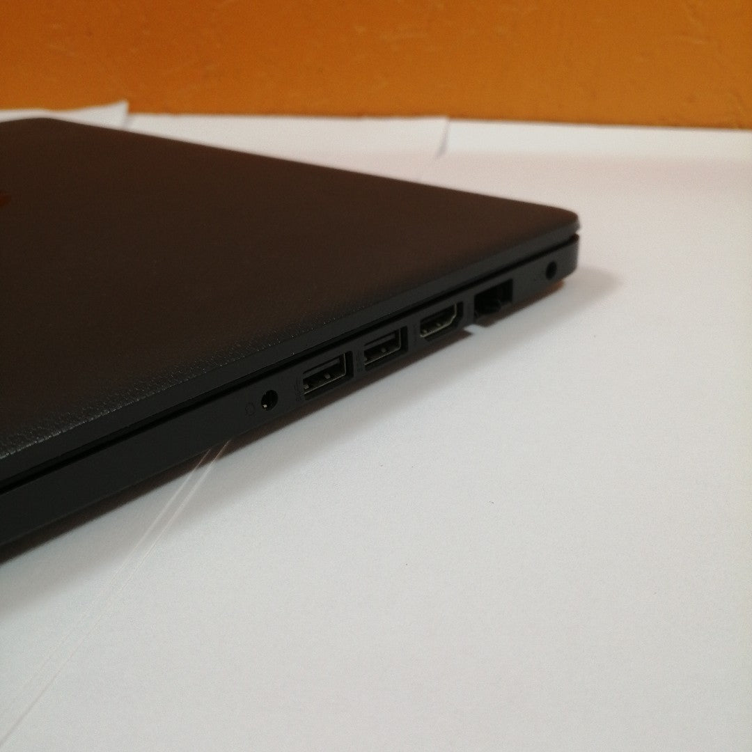 LAPTOP HP 245 G8 (2023) 512 GB SSD 8 GB RAM (SEMINUEVO)
