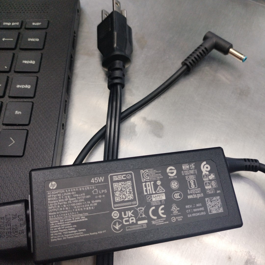 LAPTOP HP 14-DQ0509LA (2023) 128 GB SSD 4 GB RAM (SEMINUEVO)