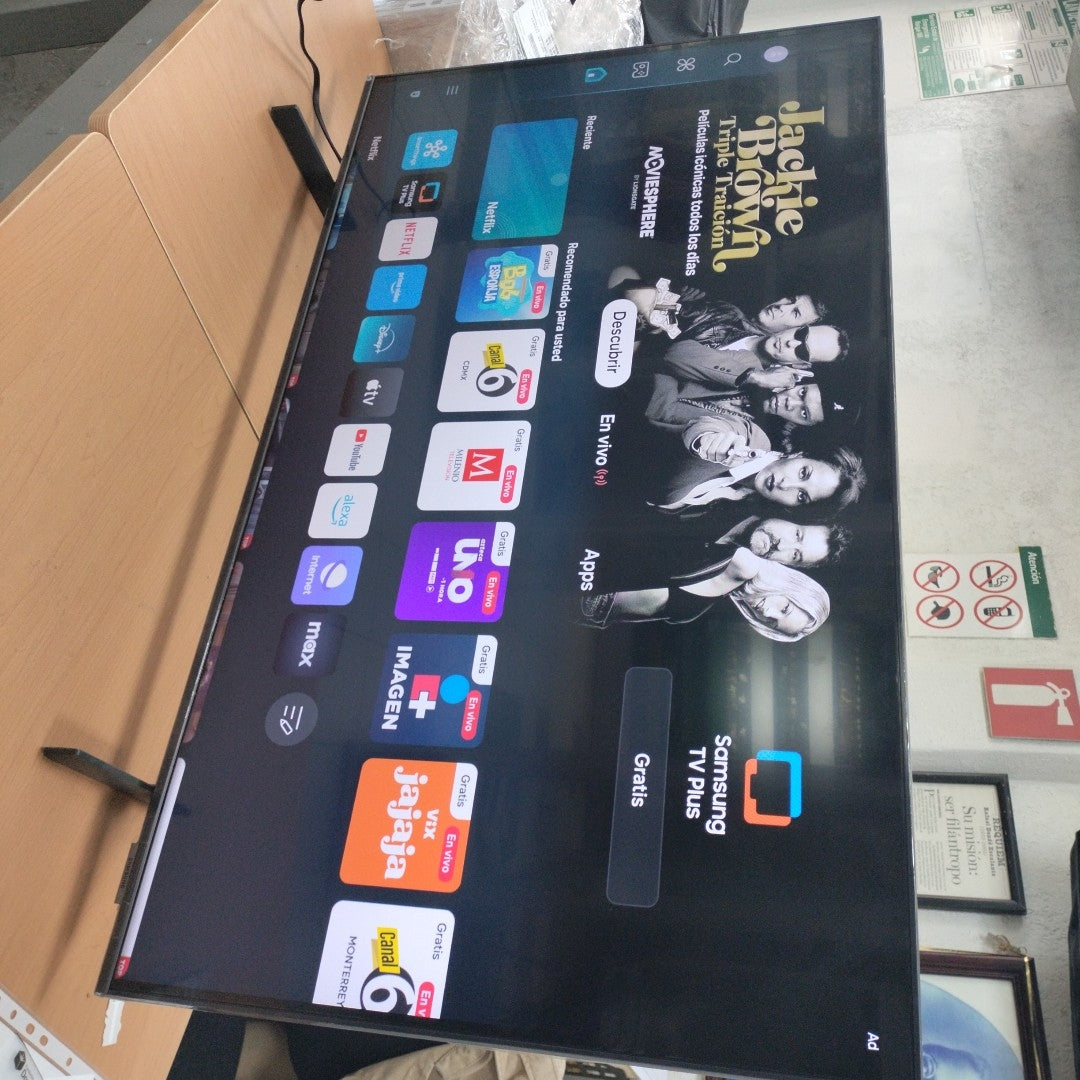 PANTALLA SAMSUNG UN43AU8000F (2023) 43" LED 4K (SEMINUEVO)