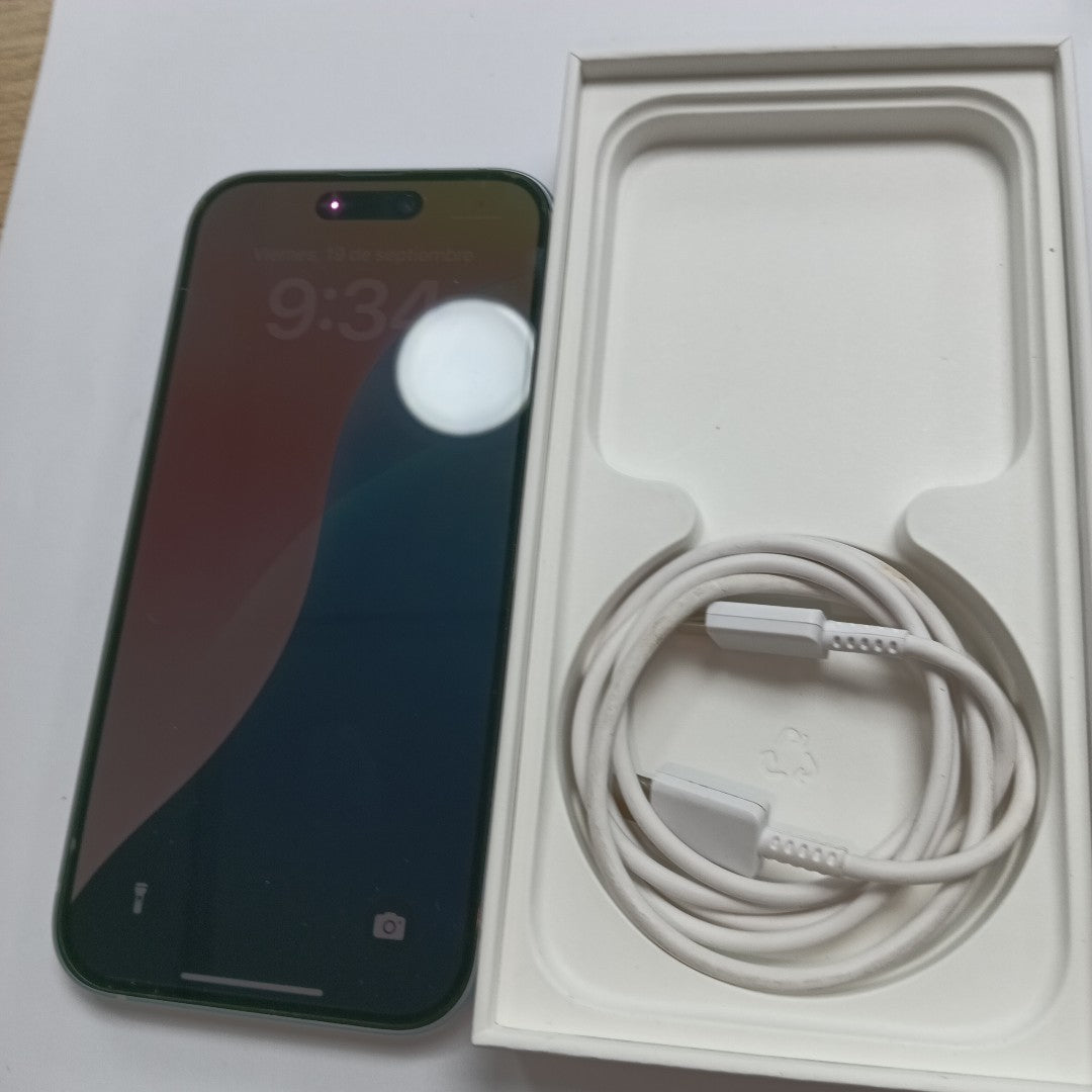 CELULAR APPLE IPHONE 15 A3089 (2023) 128 GB 6 GB RAM (SEMINUEVO)