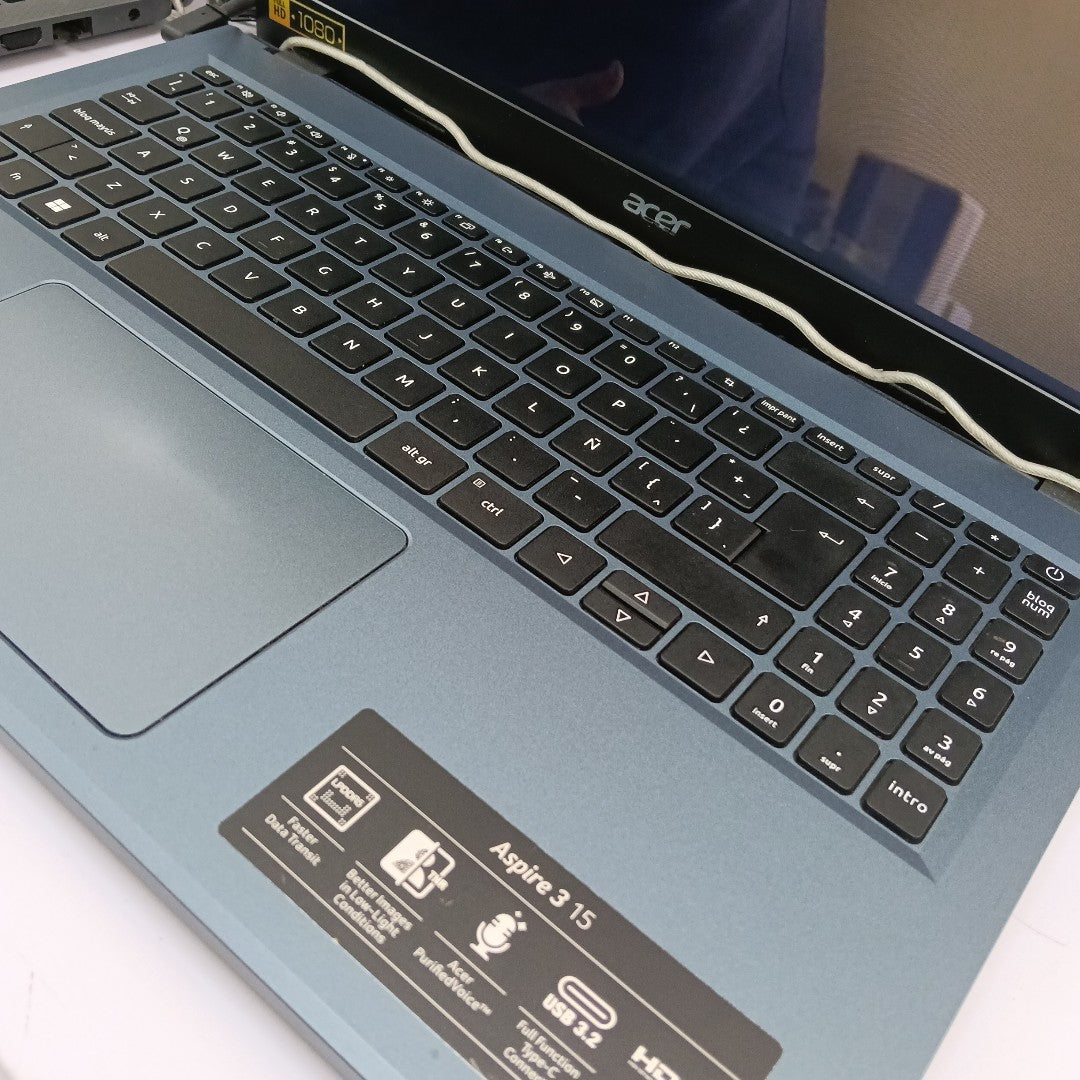 LAPTOP ACER ASPIRE 3 15 N23C3 (2023) 512 GB SSD 8 GB RAM (SEMINUEVO)