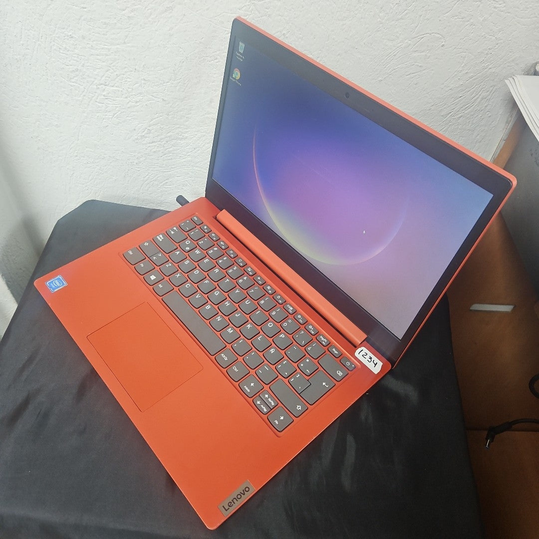 LAPTOP LENOVO IDEAPAD 1 14IGL05 (2022) 64 GB SSD 4 GB RAM (SEMINUEVO)