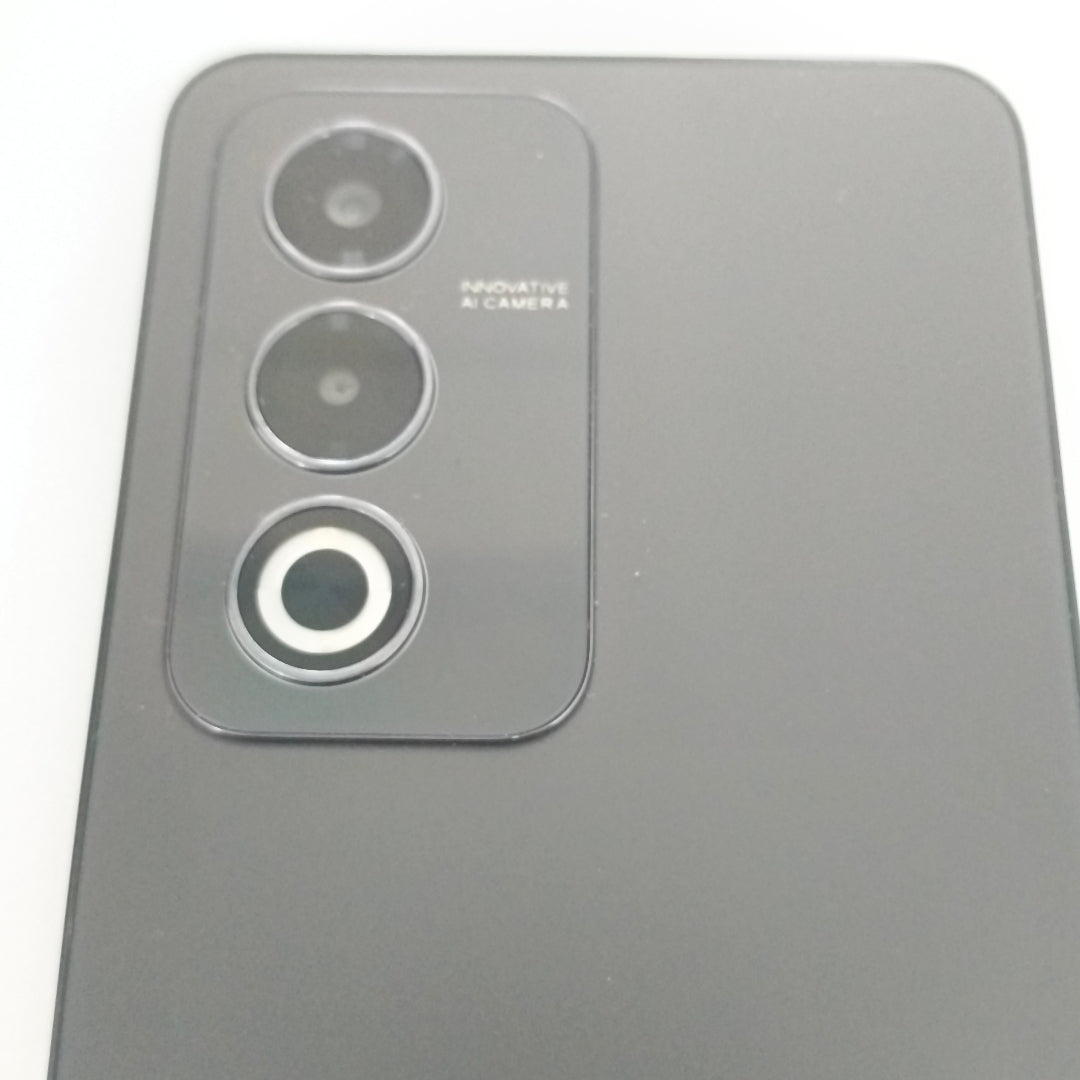 CELULAR OPPO  A80 5G CPH2639 (2024) 256 GB 8 GB RAM (SEMINUEVO)