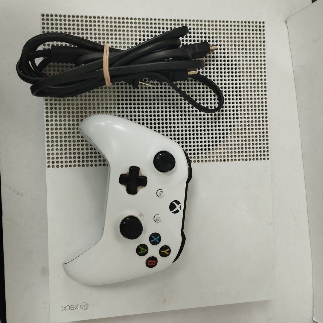 CONSOLA DE VIDEOJUEGO MICROSOFT XBOX ONE S 1 TB (SEMINUEVO)