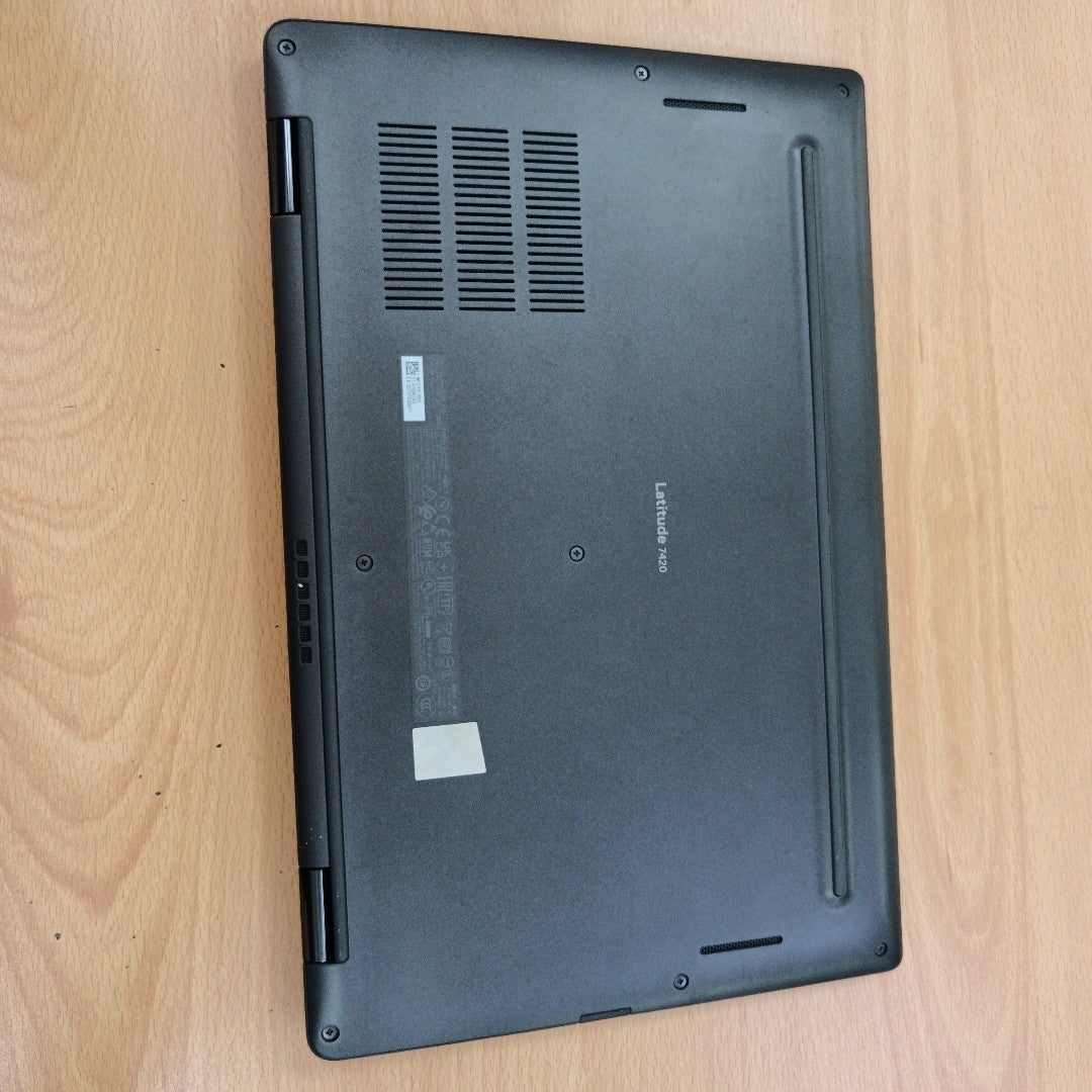 LAPTOP DELL LATITUDE 7420 (2023) 256 GB SSD 16 GB RAM (SEMINUEVO)