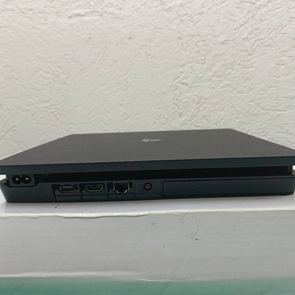 CONSOLA DE VIDEOJUEGO SONY PS4 SLIM 1 TB (SEMINUEVO)