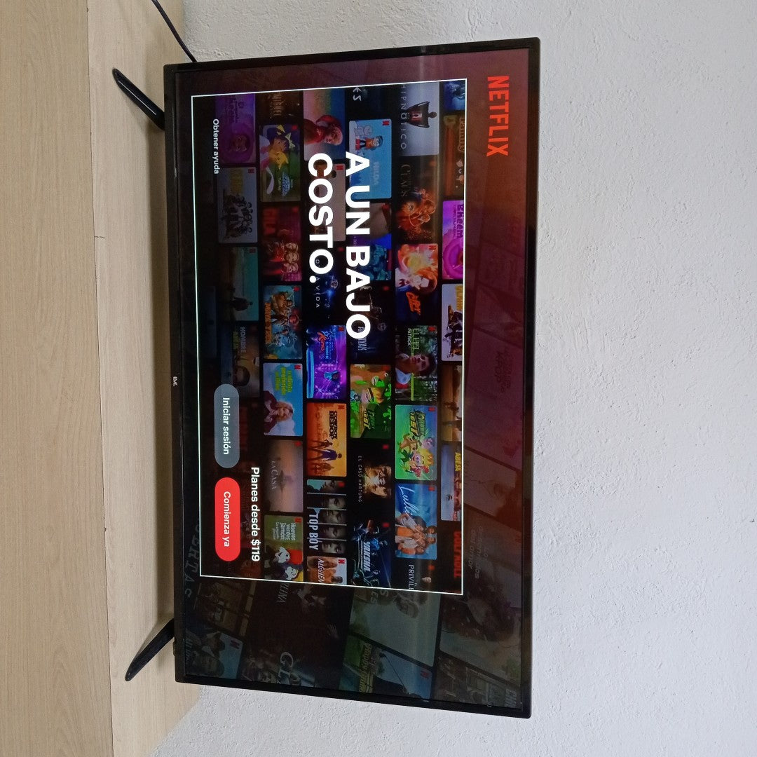 PANTALLA EVL 43EVLS4 43" LED 4K (SEMINUEVO)
