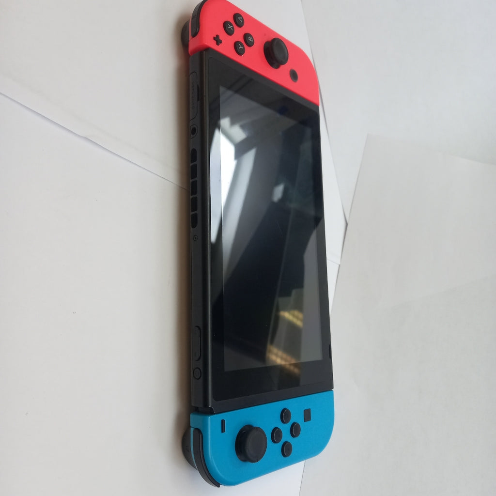 CONSOLA DE VIDEOJUEGO NINTENDO SWITCH 32 GB (SEMINUEVO)