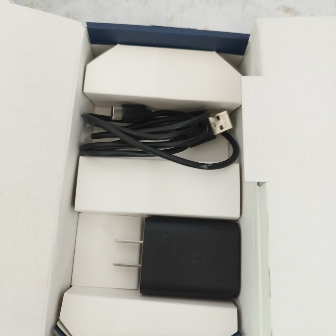 CELULAR MOTOROLA MOTO G34 5G XT2363-2 (2023) 256 GB 8 GB RAM (SEMINUEVO)
