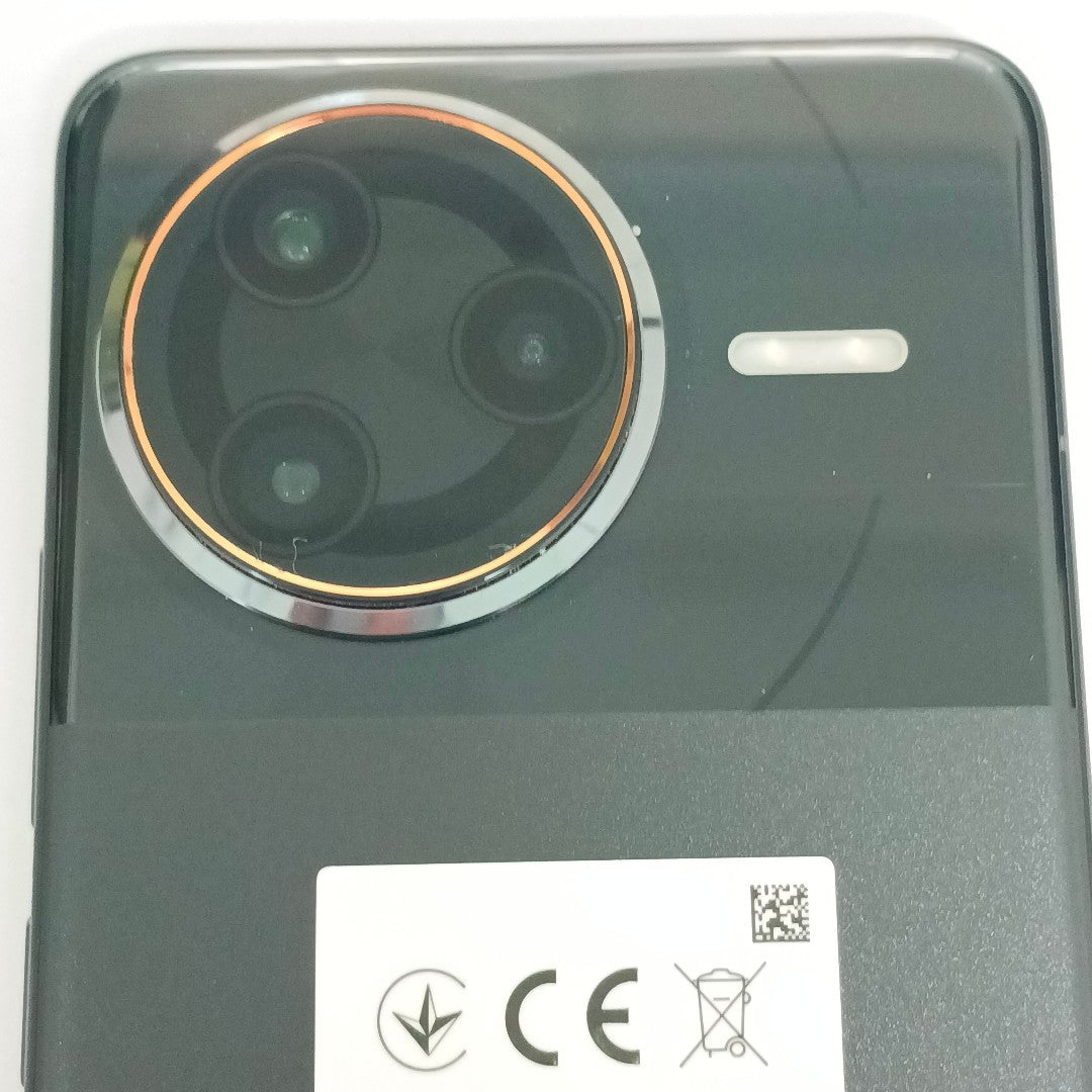 CELULAR XIAOMI POCO F7 ULTRA 24122RKC7G (2025) 512 GB 16 GB RAM (SEMINUEVO)
