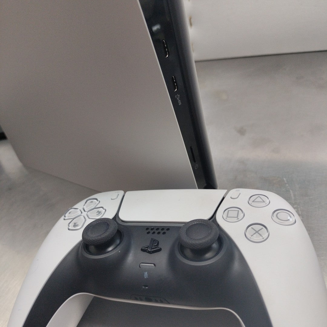 CONSOLA DE VIDEOJUEGO SONY PS5 DIGITAL 825 SSD (SEMINUEVO)