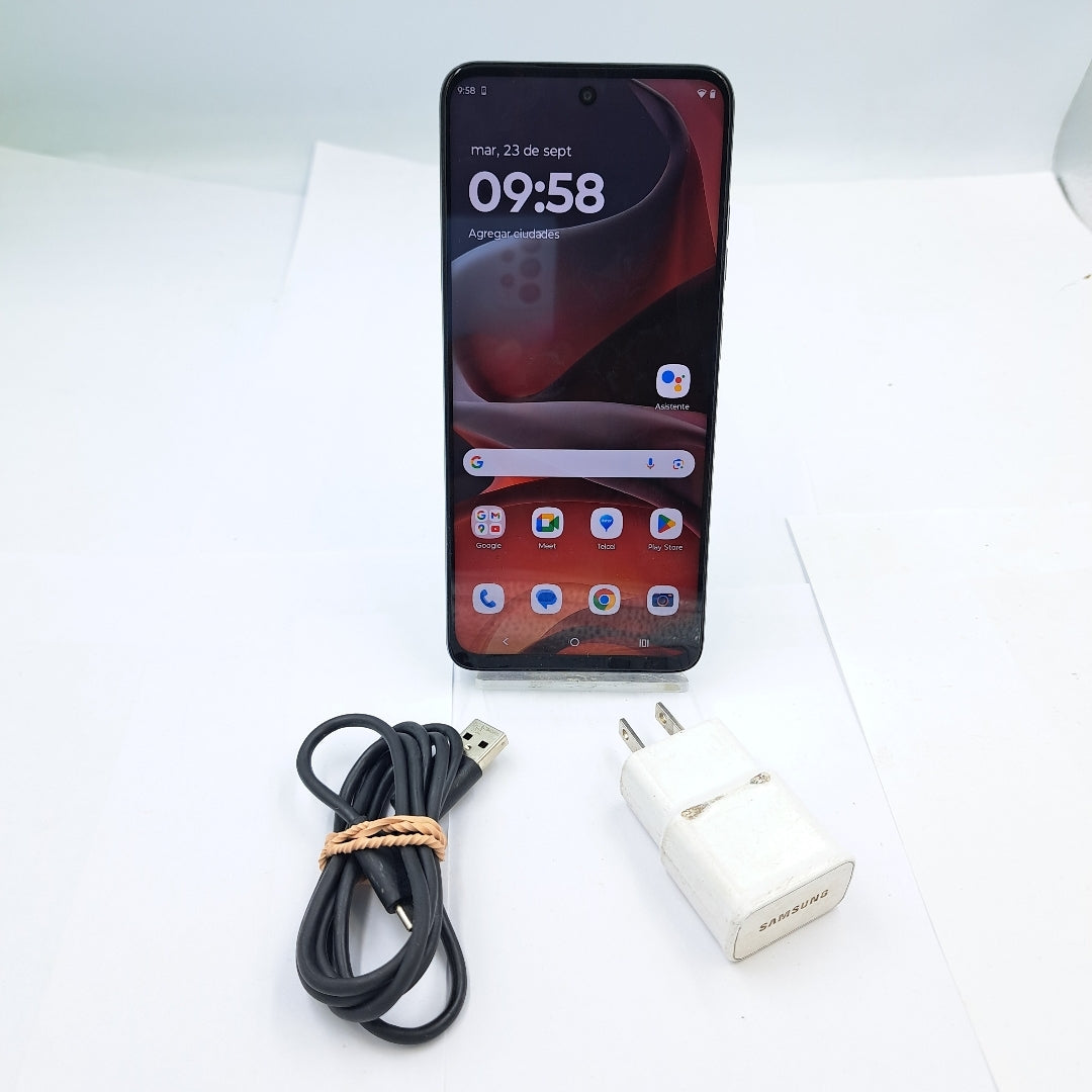 CELULAR MOTOROLA MOTO G15 XT2521-2 (2025) 256 GB 4 GB RAM (SEMINUEVO)