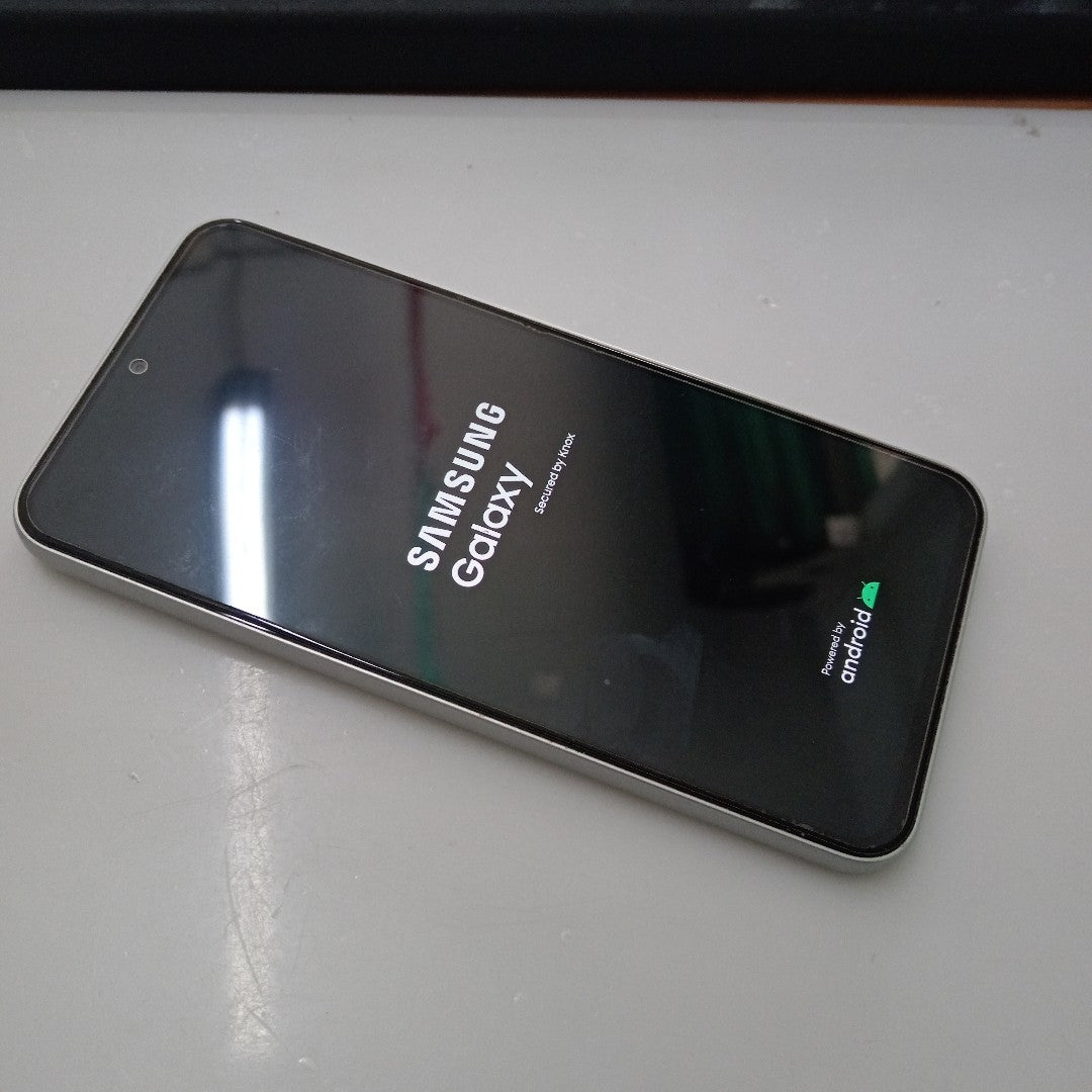 CELULAR SAMSUNG GALAXY A54 5G SM-A546E 128 GB 8 GB RAM (SEMINUEVO)