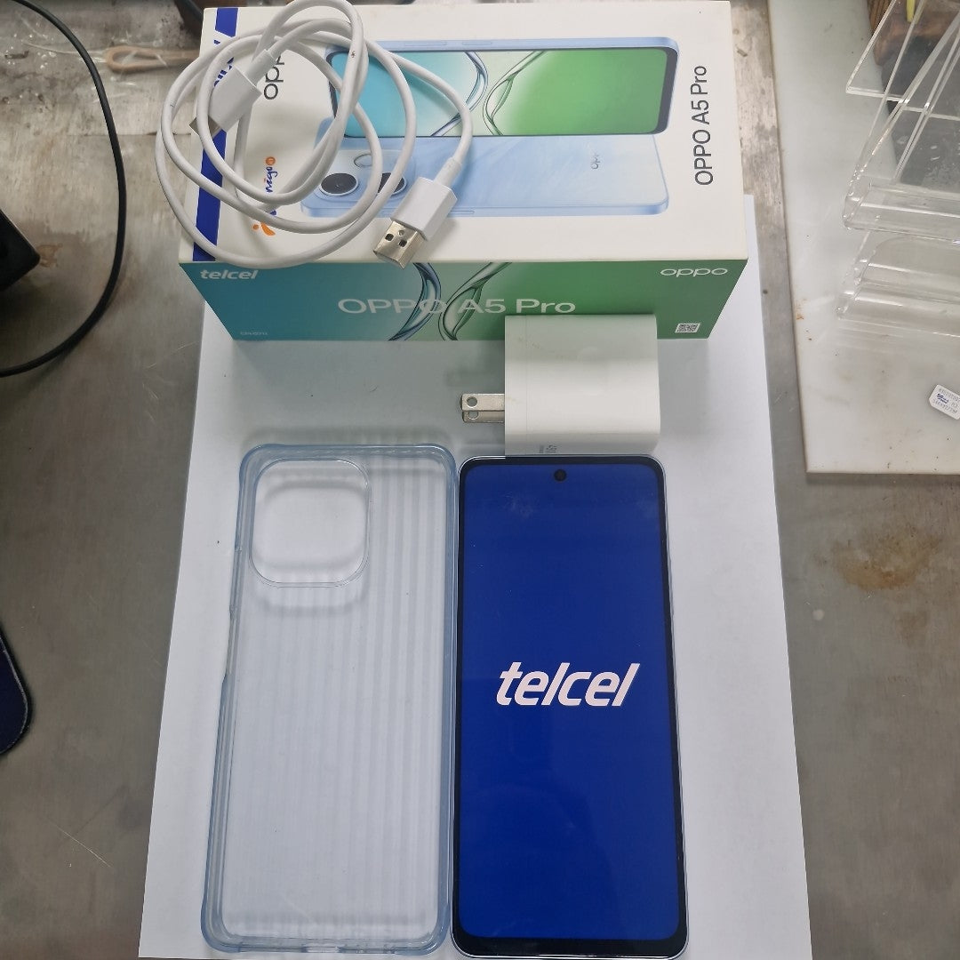 CELULAR OPPO  A5 PRO CPH2711 (2025) 256 GB 8 GB RAM (SEMINUEVO)