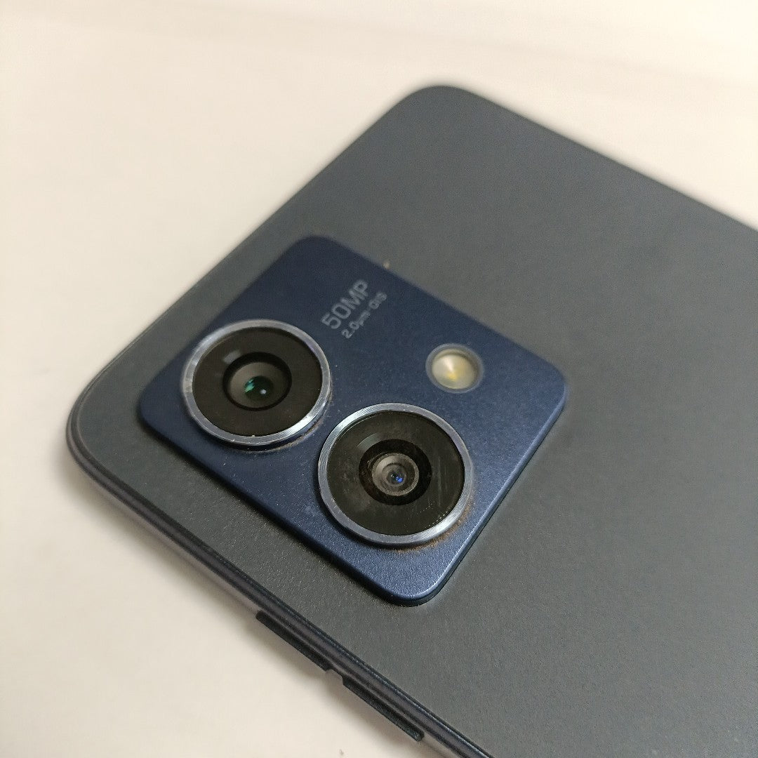 CELULAR MOTOROLA MOTO G84 XT2347-1 (2023) 256 GB 8 GB RAM (SEMINUEVO)