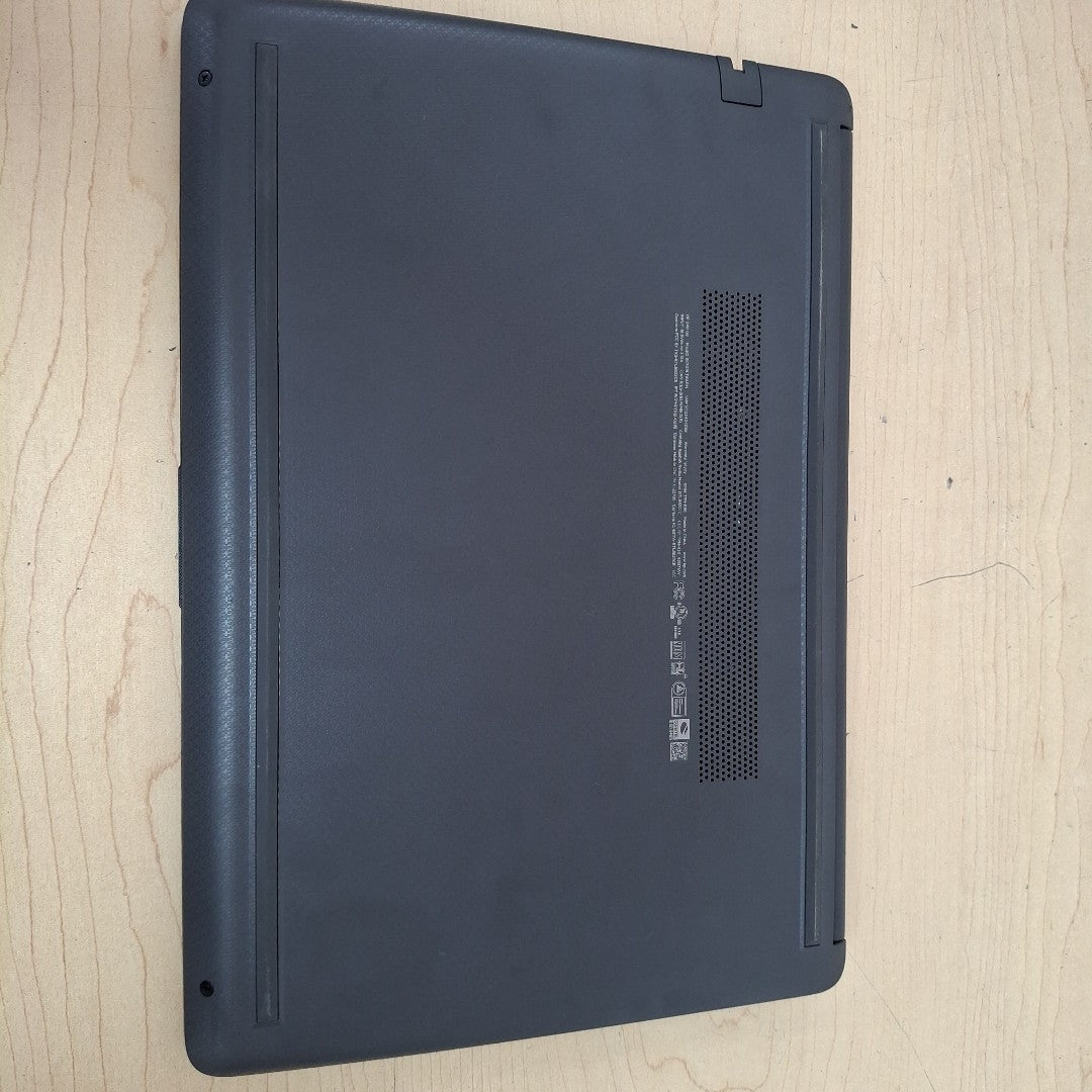 LAPTOP HP 240 G8 (2023) 512 GB SSD 8 GB RAM (SEMINUEVO)