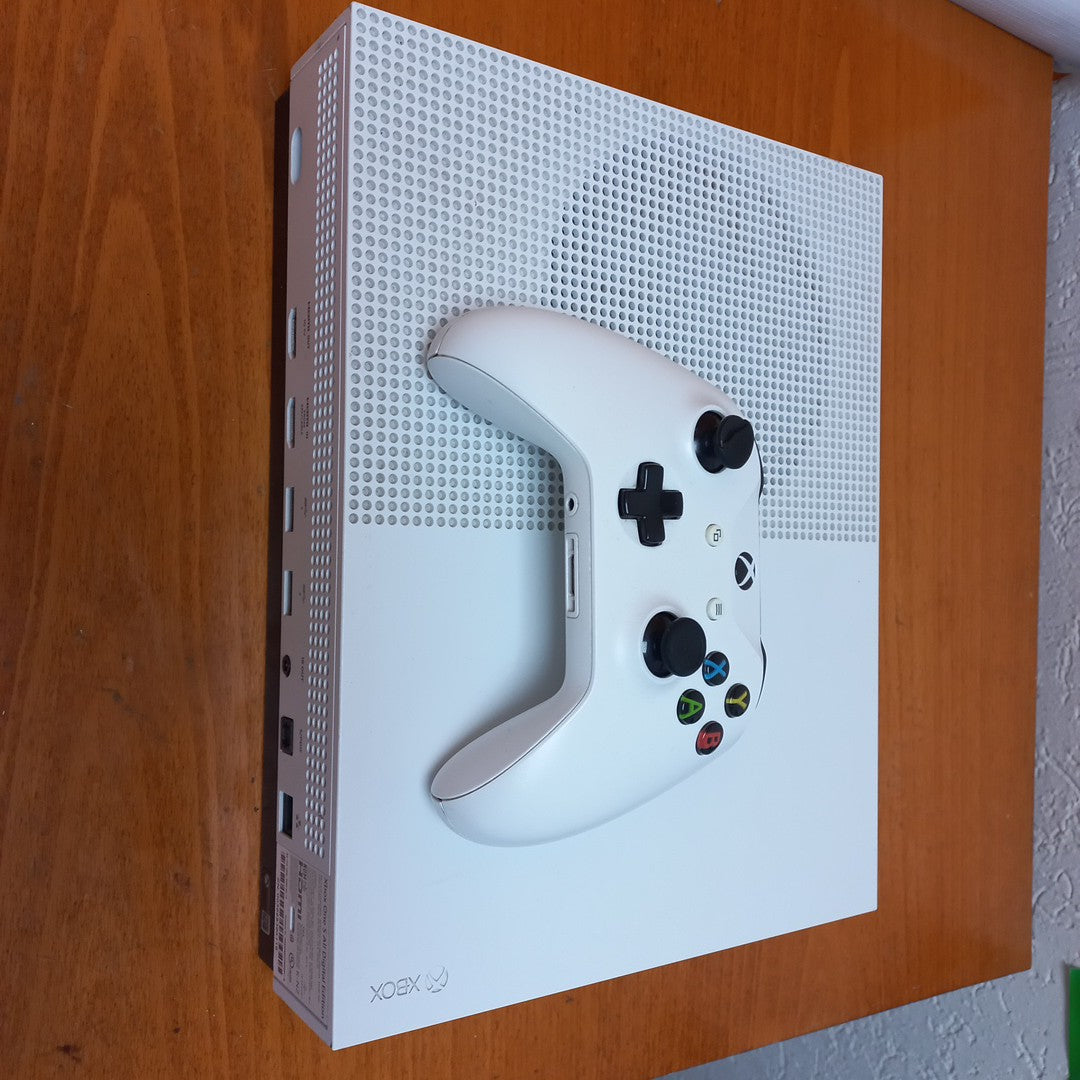CONSOLA DE VIDEOJUEGO MICROSOFT XBOX ONE S ALL DIGITAL 1 TB (SEMINUEVO)