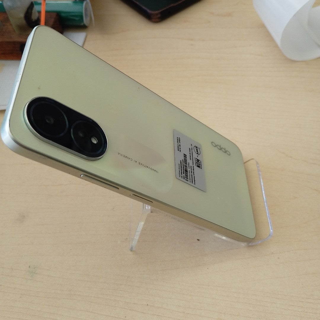 CELULAR OPPO  A38 CPH2579 (2023) 128 GB 4 GB RAM (SEMINUEVO)