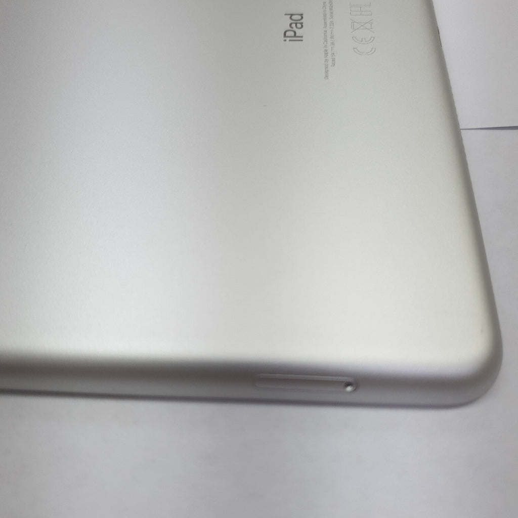 TABLETA APPLE IPAD 9 A2604 256 GB 3 GB RAM (SEMINUEVO)