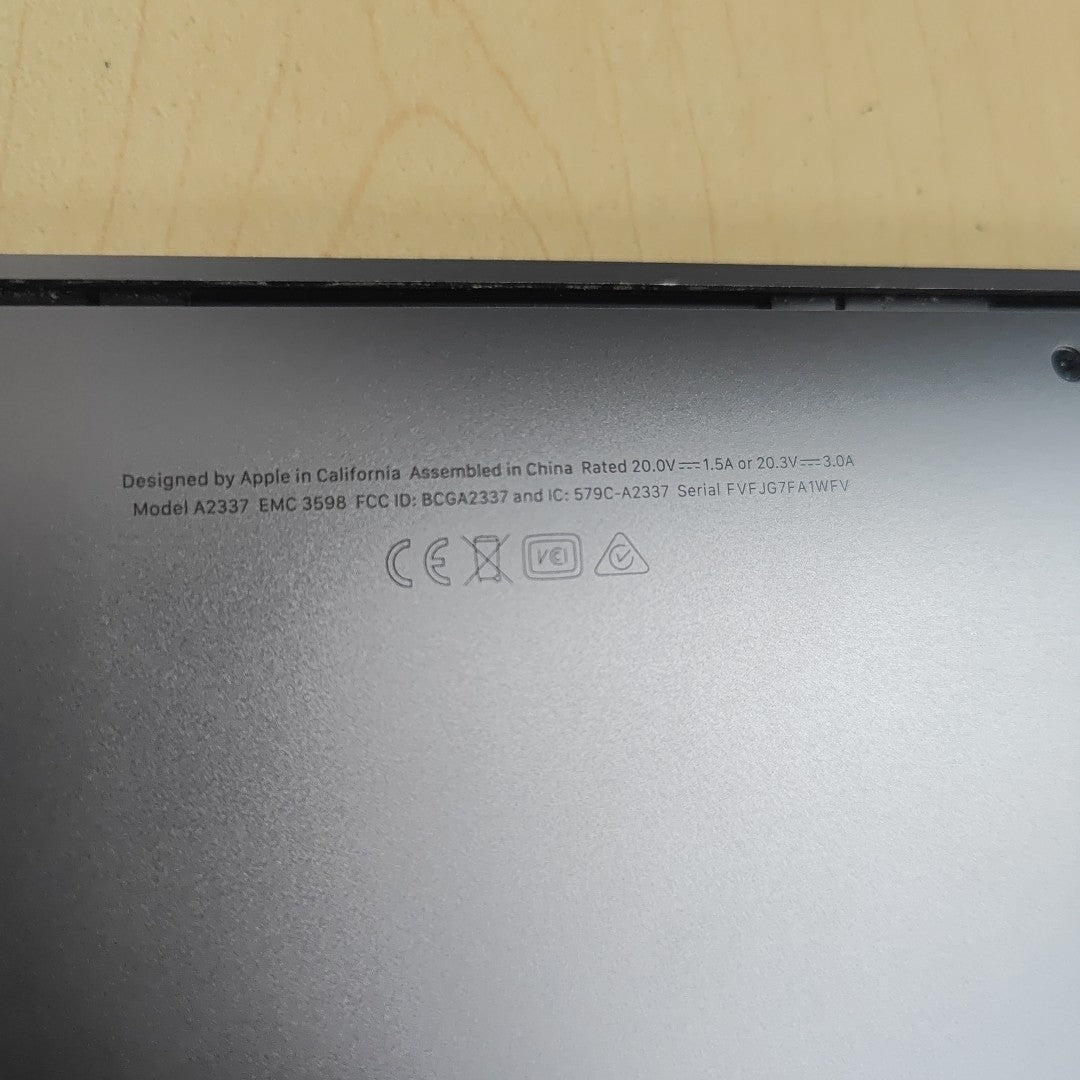 LAPTOP APPLE MACBOOK AIR 13" 2020 3.2 A2337 256 GB SSD 8 GB RAM (SEMINUEVO)