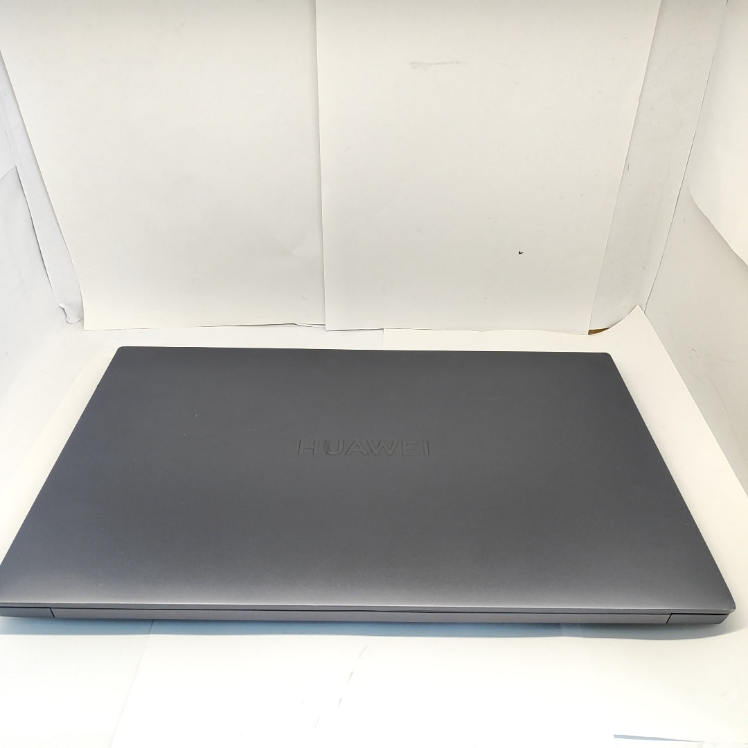 LAPTOP HUAWEI MATEBOOK D16 HVY-WAP9 (2022) 512 GB SSD 16 GB RAM (SEMINUEVO)