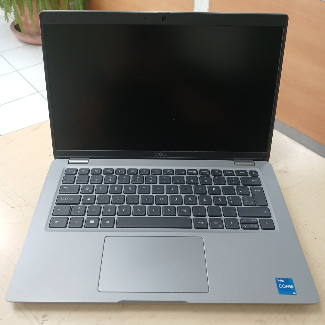LAPTOP DELL LATITUDE 5430 (2022) 256 GB SSD 16 GB RAM (SEMINUEVO)
