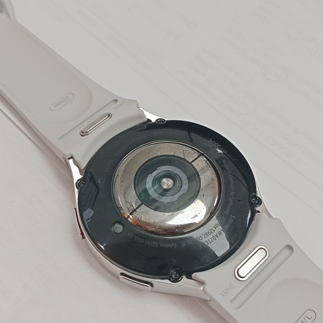 SMARTWATCH SAMSUNG GALAXY WATCH 6 SM-R940 44 MM GPS (SEMINUEVO)