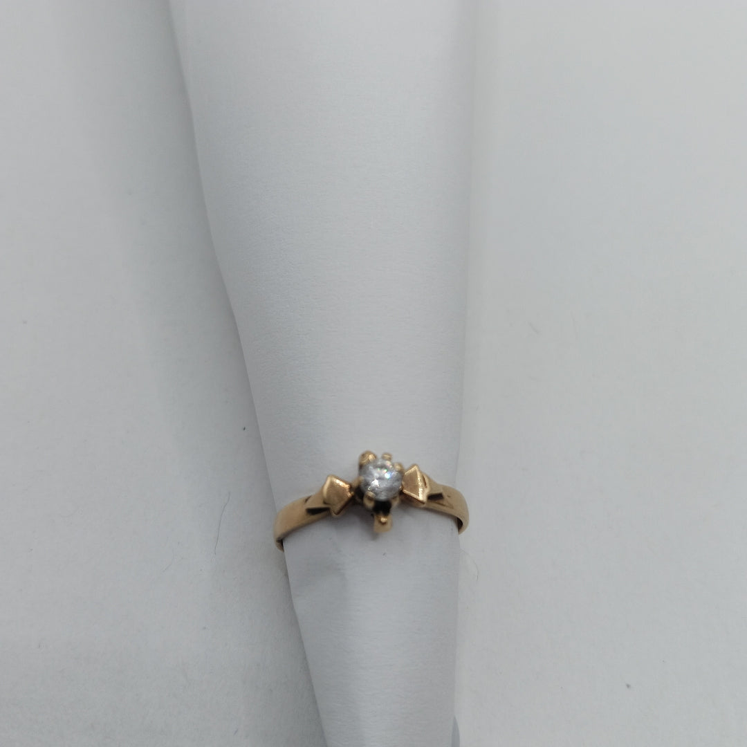 SOLITARIO. ORO. 10 K 2.2 GRMS (SEMINUEVO)