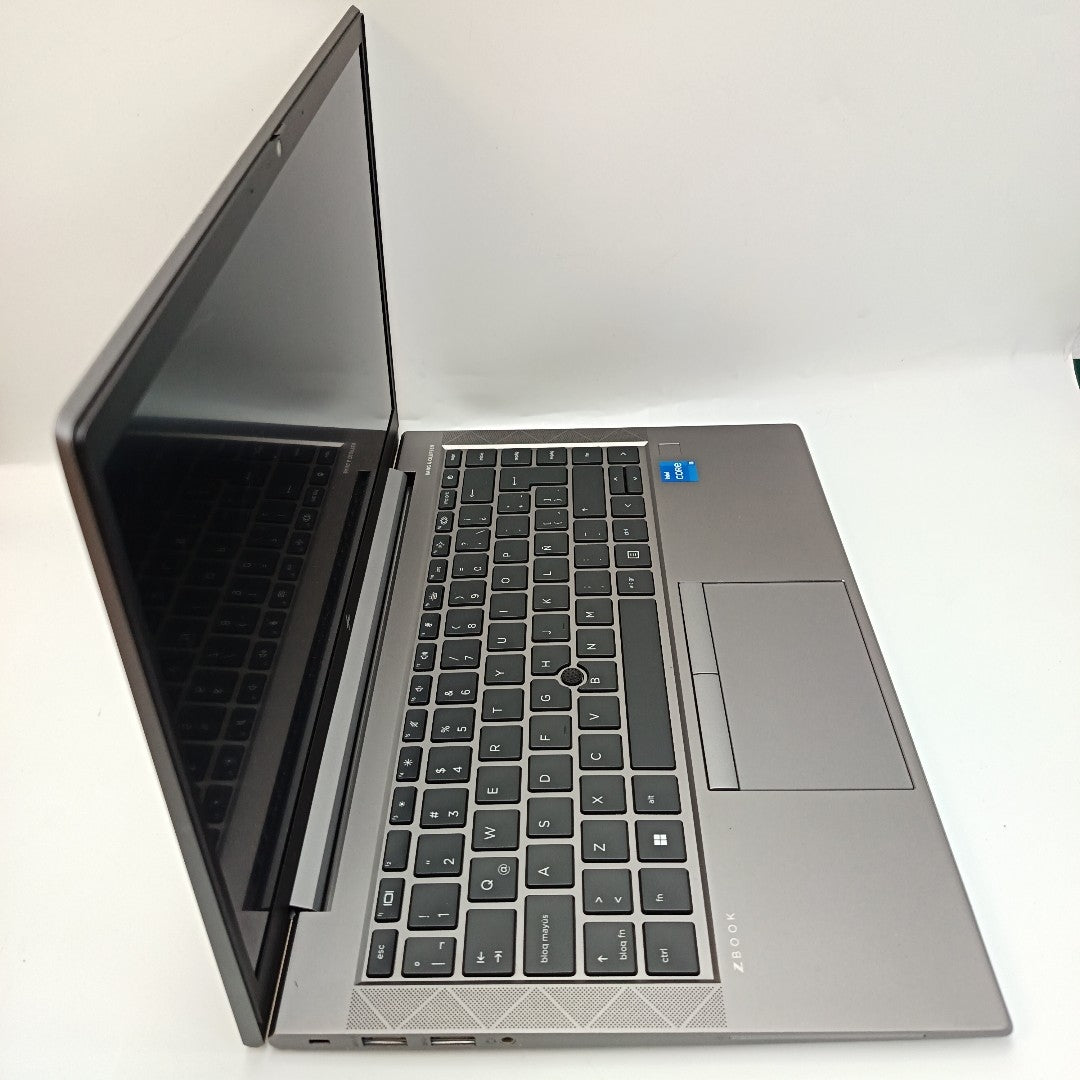 LAPTOP HP ZBOOK FIREFLY 14 G8 (2022) 512 GB SSD 16 GB RAM (SEMINUEVO)