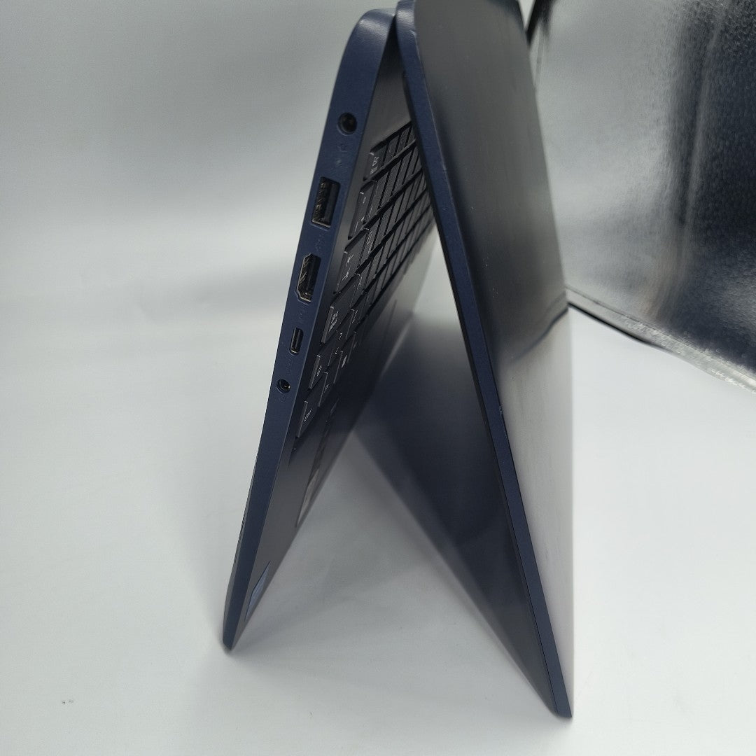 LAPTOP LENOVO IDEAPAD 1 15IAU7 (2024) 1 TB SSD 8 GB RAM (SEMINUEVO)