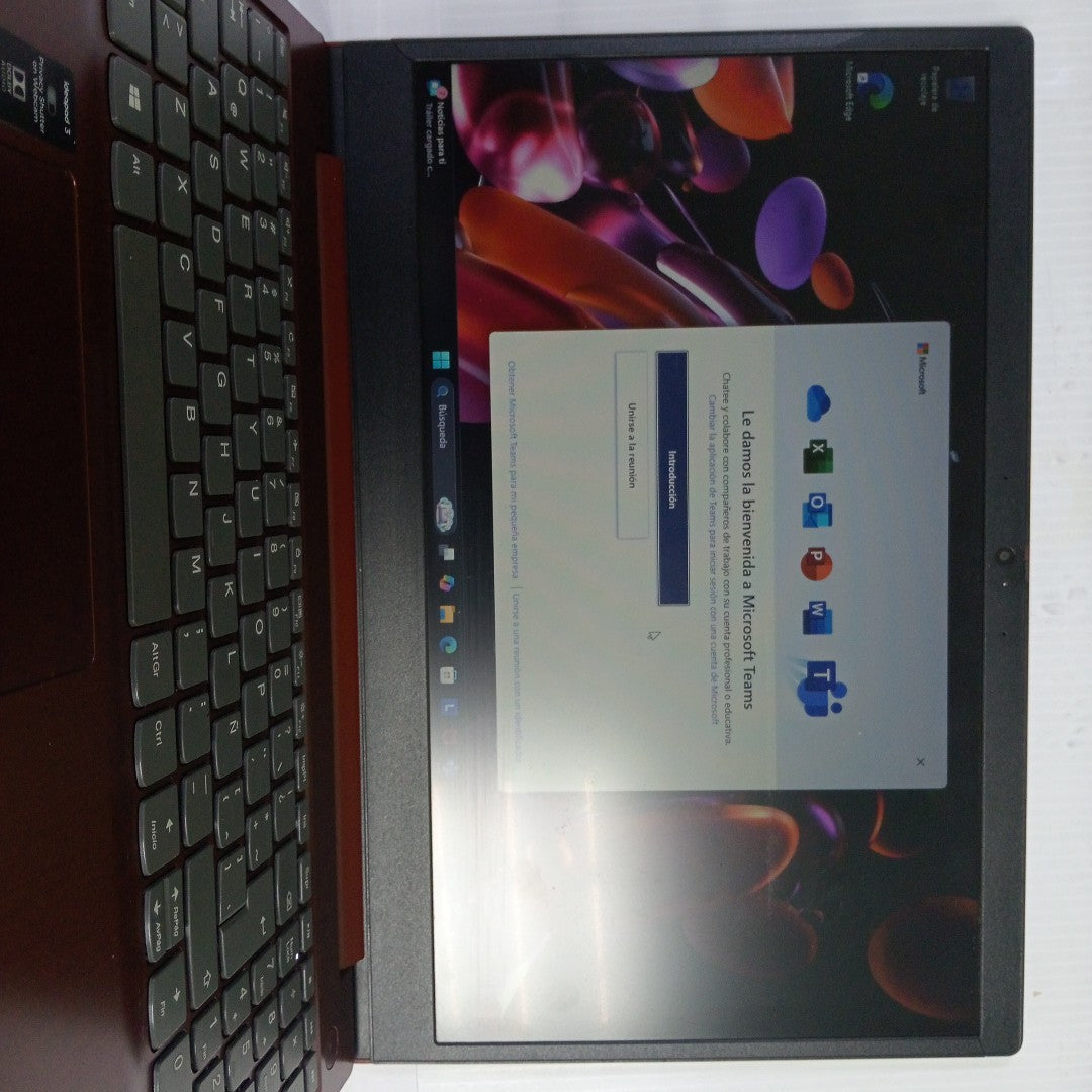 LAPTOP LENOVO IDEAPAD 3 15IML05 (2022) 1 TB + 128 GB SSD 8 GB RAM (SEMINUEVO)