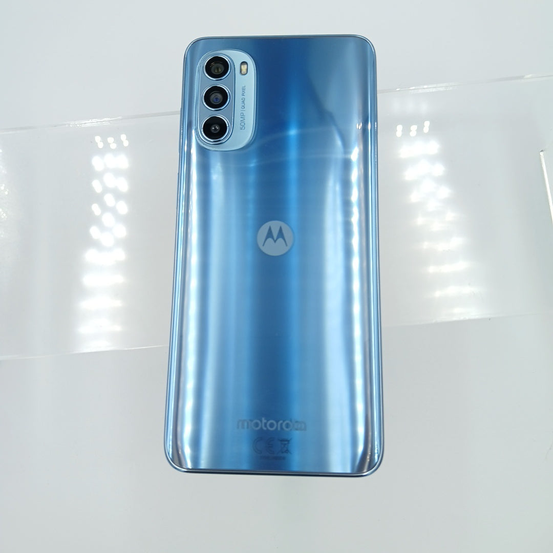 CELULAR MOTOROLA MOTO G52 XT2221-2 256 GB 6 GB RAM (SEMINUEVO)
