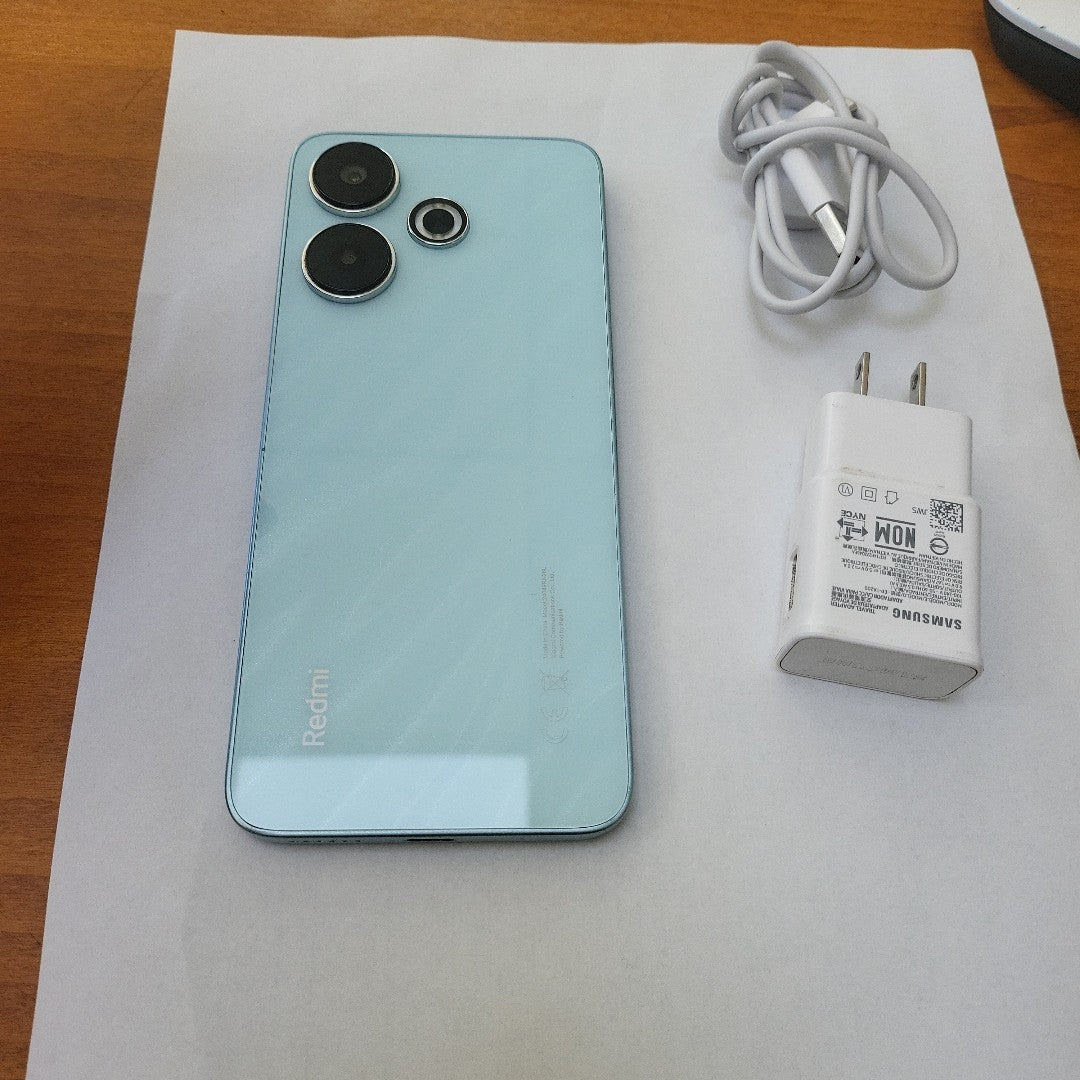 CELULAR XIAOMI REDMI 13 24049RN28L (2024) 256 GB 8 GB RAM (SEMINUEVO)