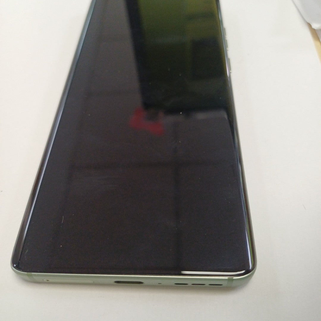 CELULAR MOTOROLA EDGE 40 XT2303-2 (2023) 256 GB 8 GB RAM (SEMINUEVO)