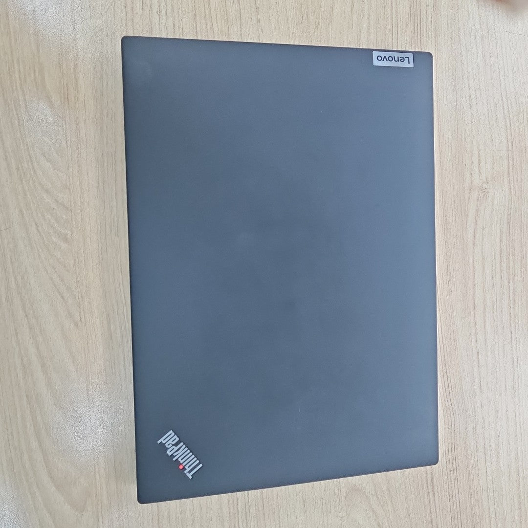LAPTOP LENOVO THINKPAD T14 GEN 4 (2024) 512 GB SSD 16 GB RAM (SEMINUEVO)