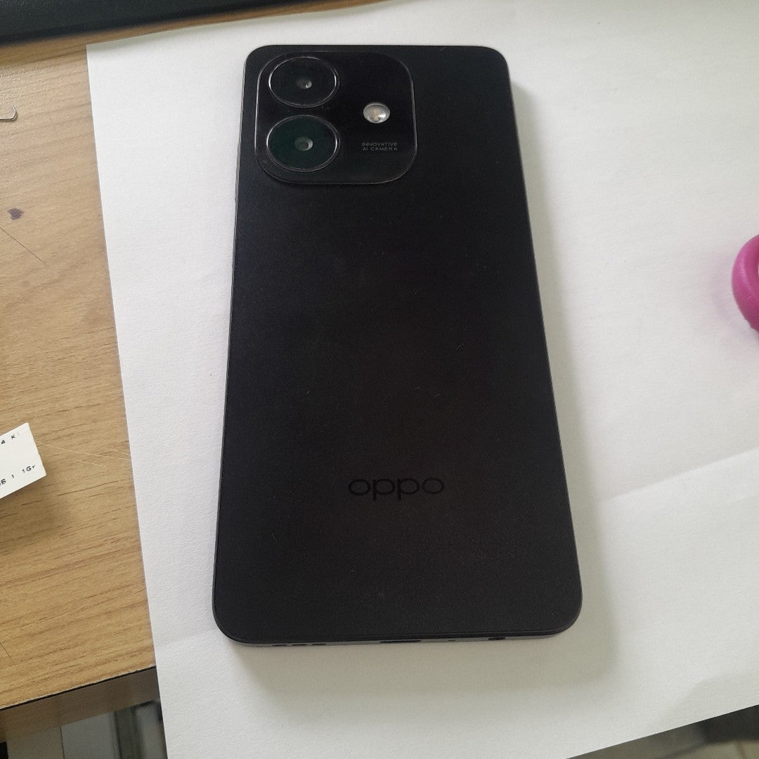 CELULAR OPPO  A40 CPH2669 (2024) 256 GB 4 GB RAM (SEMINUEVO)