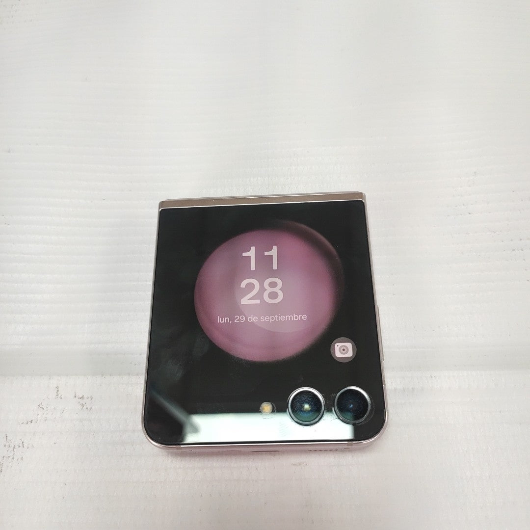 CELULAR SAMSUNG GALAXY Z FLIP 5 SM-F731B (2023) 512 GB 8 GB RAM (SEMINUEVO)