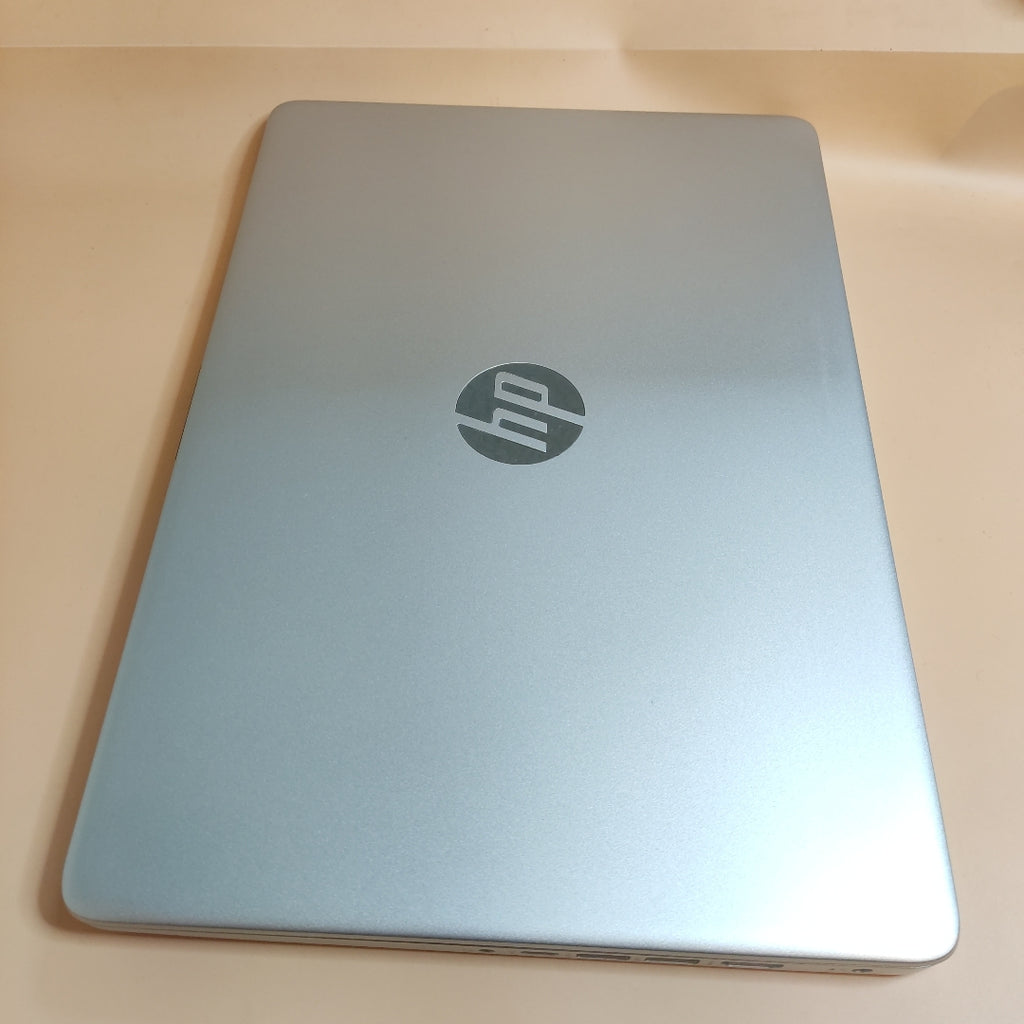 LAPTOP HP 14-DQ0527LA (2023) 256 GB SSD 8 GB RAM (SEMINUEVO)