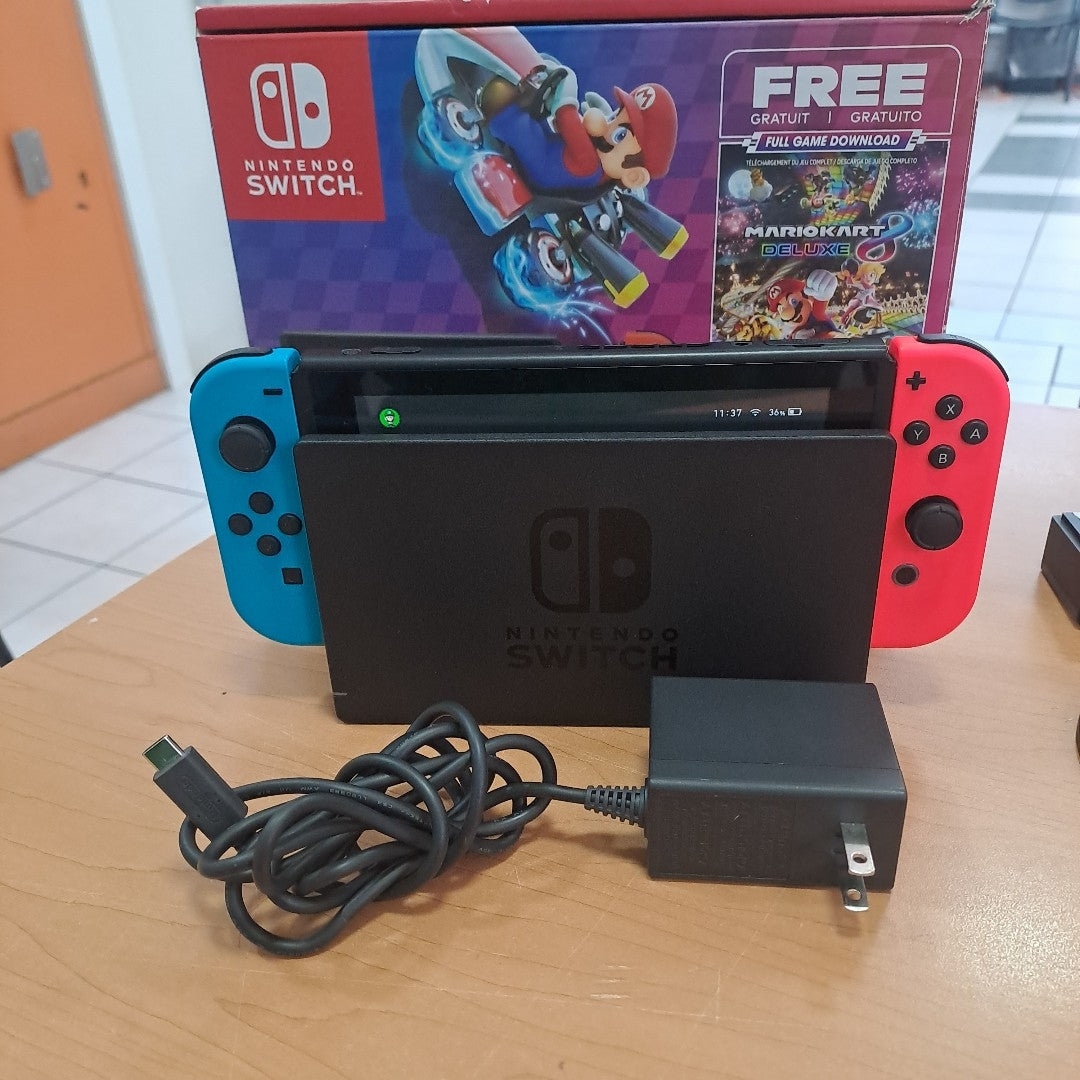 CONSOLA DE VIDEOJUEGO NINTENDO SWITCH 1.1 32 GB (SEMINUEVO)