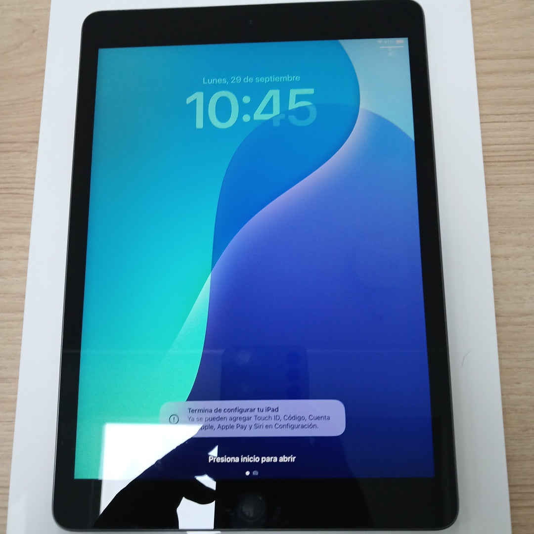 TABLETA APPLE IPAD 9 A2602 64 GB 3 GB RAM (SEMINUEVO)